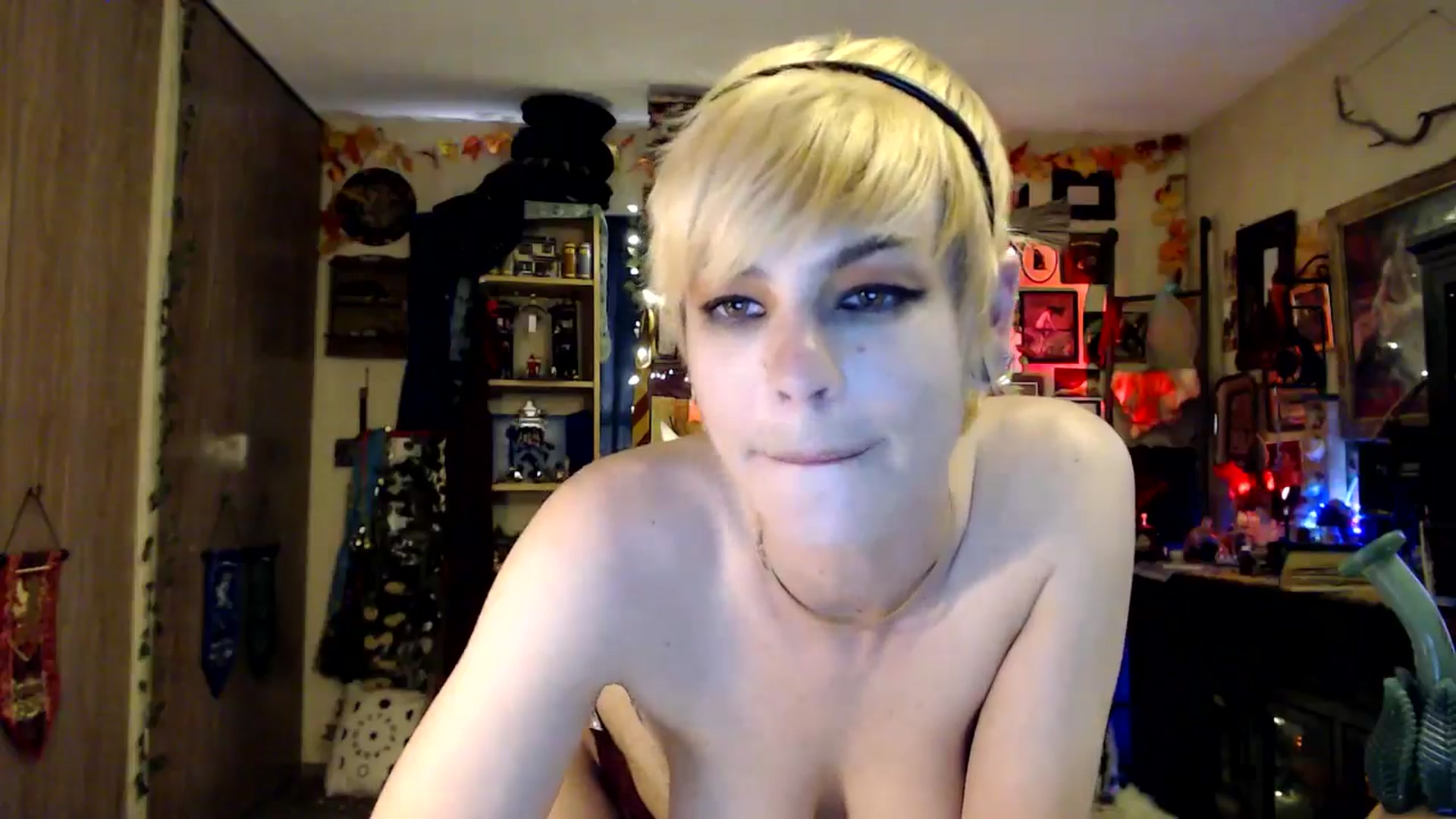 Gallery image thumbnail from Ancored's myfreecams stream on, 05/24/2025, 01:54 image 12 of 20