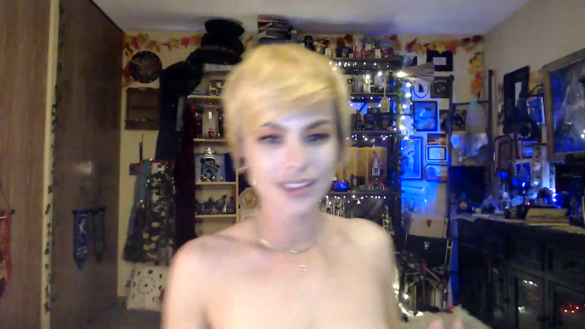 Gallery image thumbnail from Ancored's myfreecams stream on, 05/26/2025, 24:12 image 15 of 20