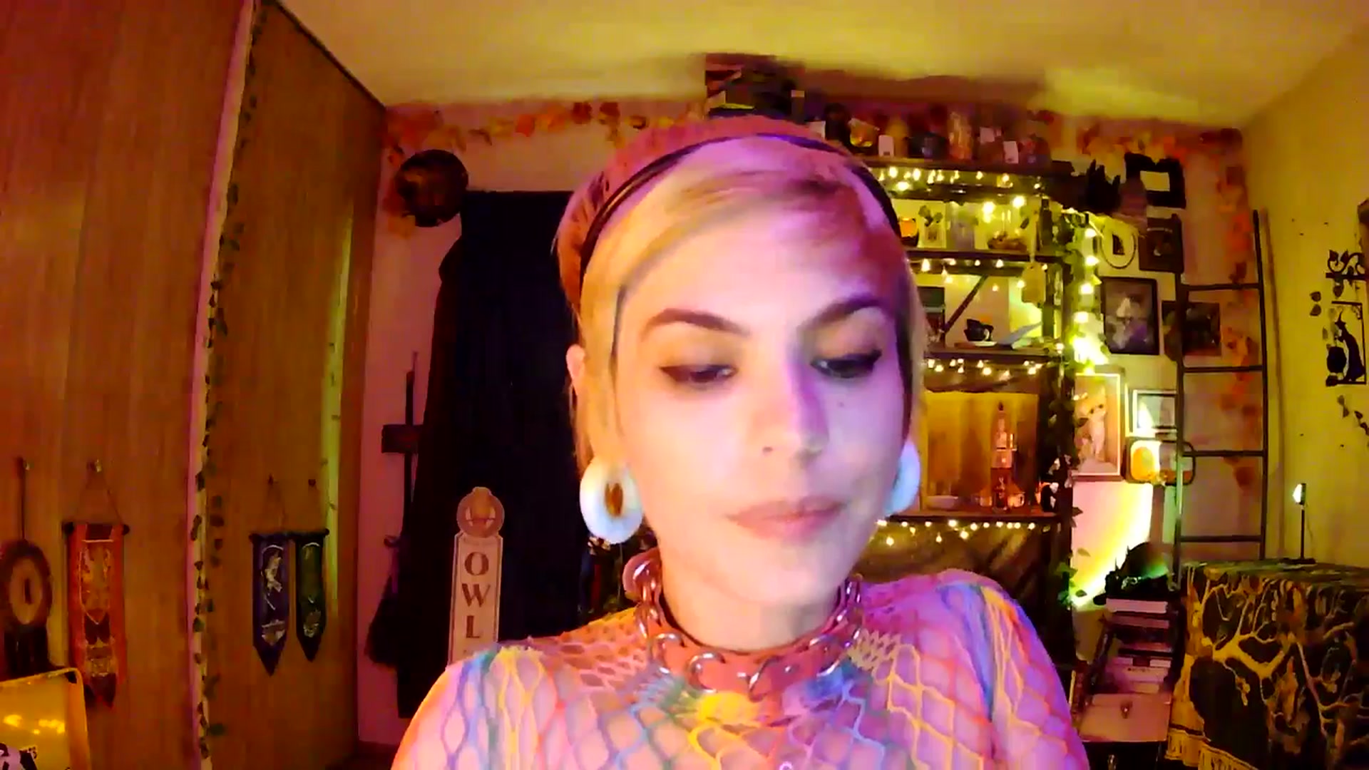 Gallery image thumbnail from Ancored's myfreecams stream on, 06/01/2025, 03:01 image 3 of 20