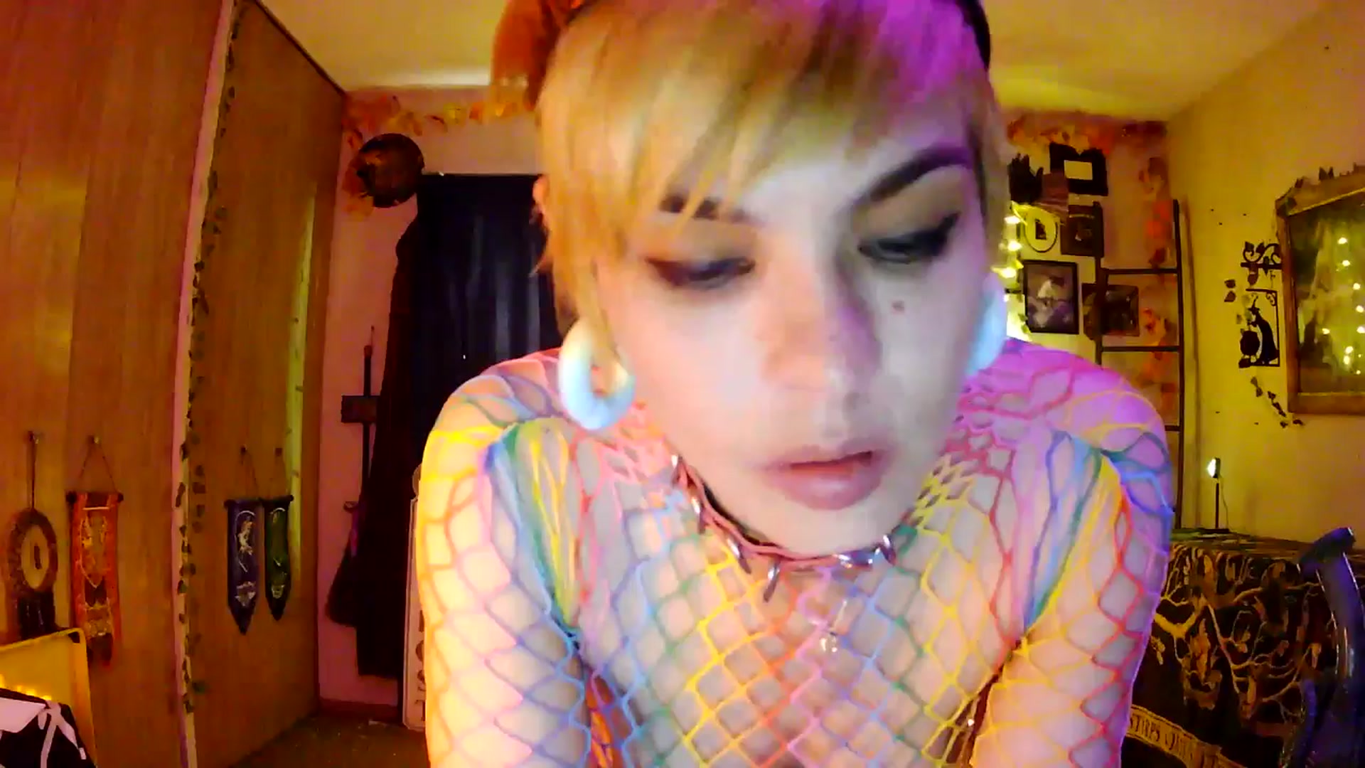 Gallery image thumbnail from Ancored's myfreecams stream on, 06/01/2025, 03:01 image 13 of 20