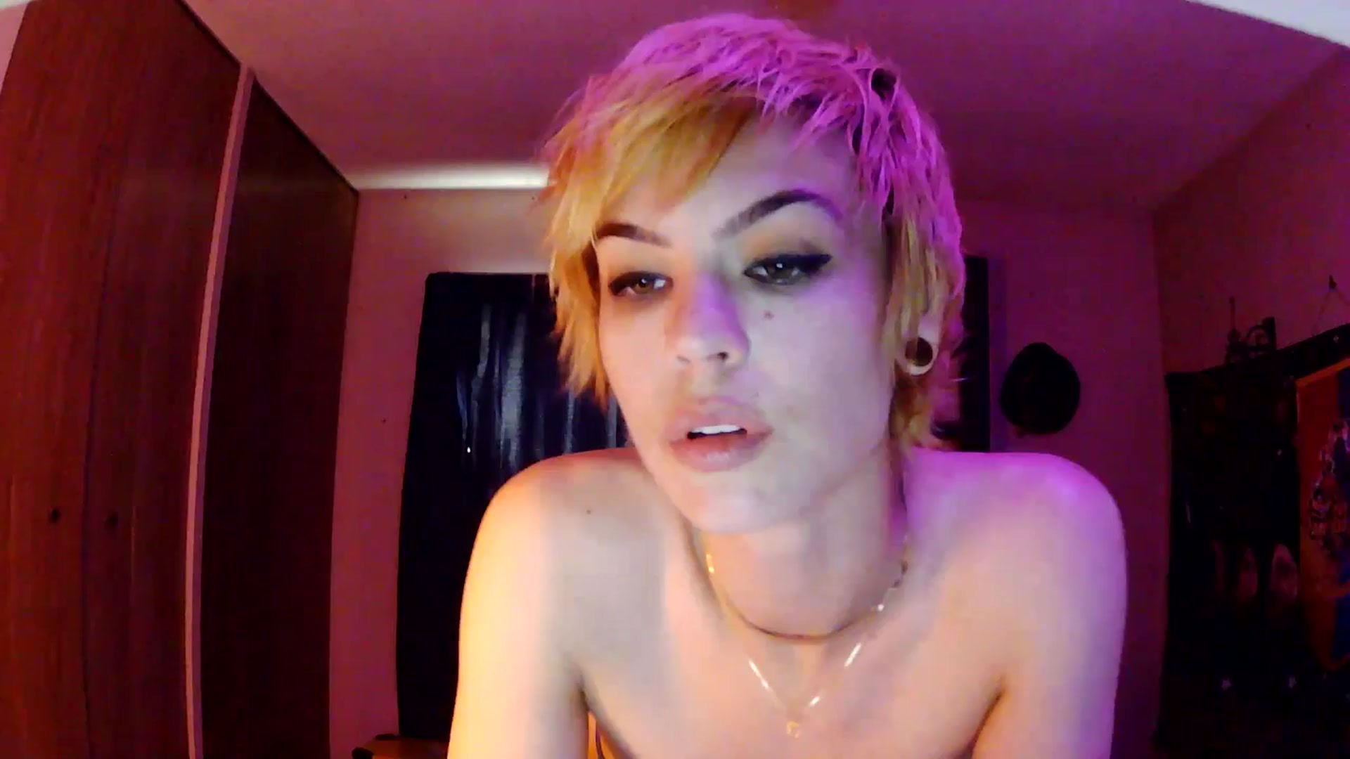 Gallery image thumbnail from Ancored's myfreecams stream on, 06/05/2025, 24:01 image 1 of 20