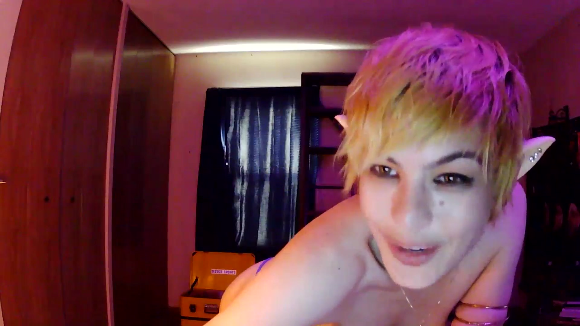 Gallery image thumbnail from Ancored's myfreecams stream on, 06/05/2025, 24:01 image 7 of 20