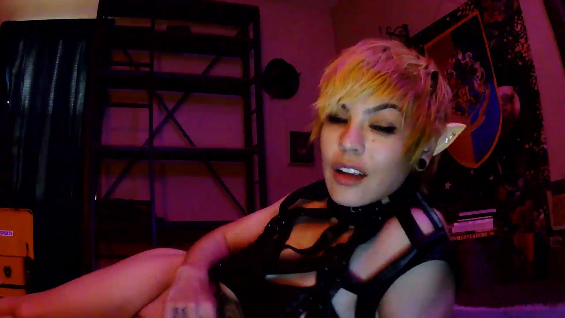 Gallery image thumbnail from Ancored's myfreecams stream on, 06/05/2025, 02:02 image 6 of 20