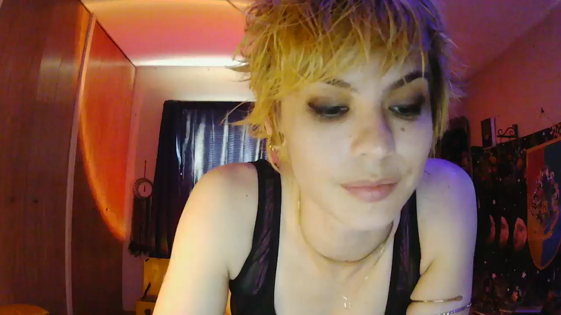 Gallery image thumbnail from Ancored's myfreecams stream on, 06/07/2025, 24:41 image 2 of 20