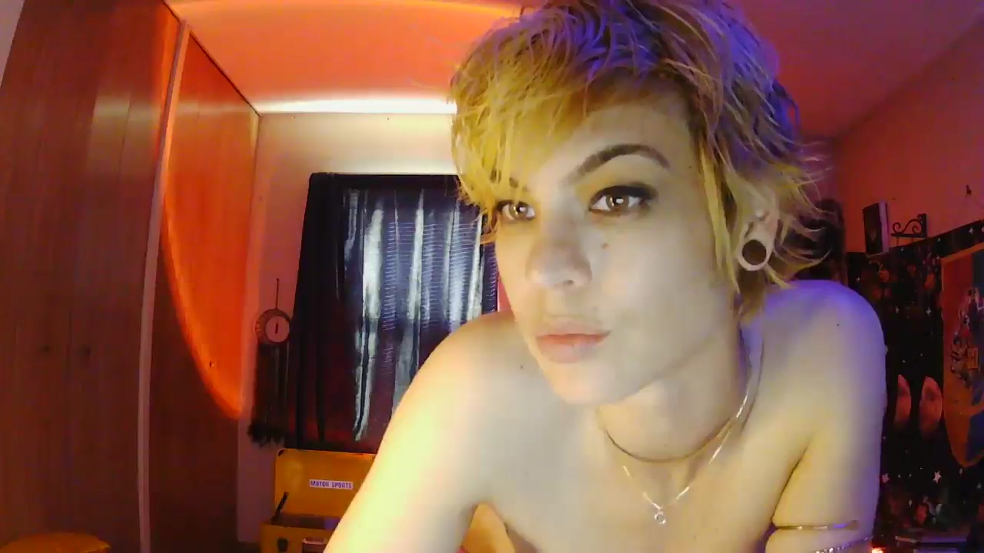Gallery image thumbnail from Ancored's myfreecams stream on, 06/07/2025, 24:43 image 2 of 20