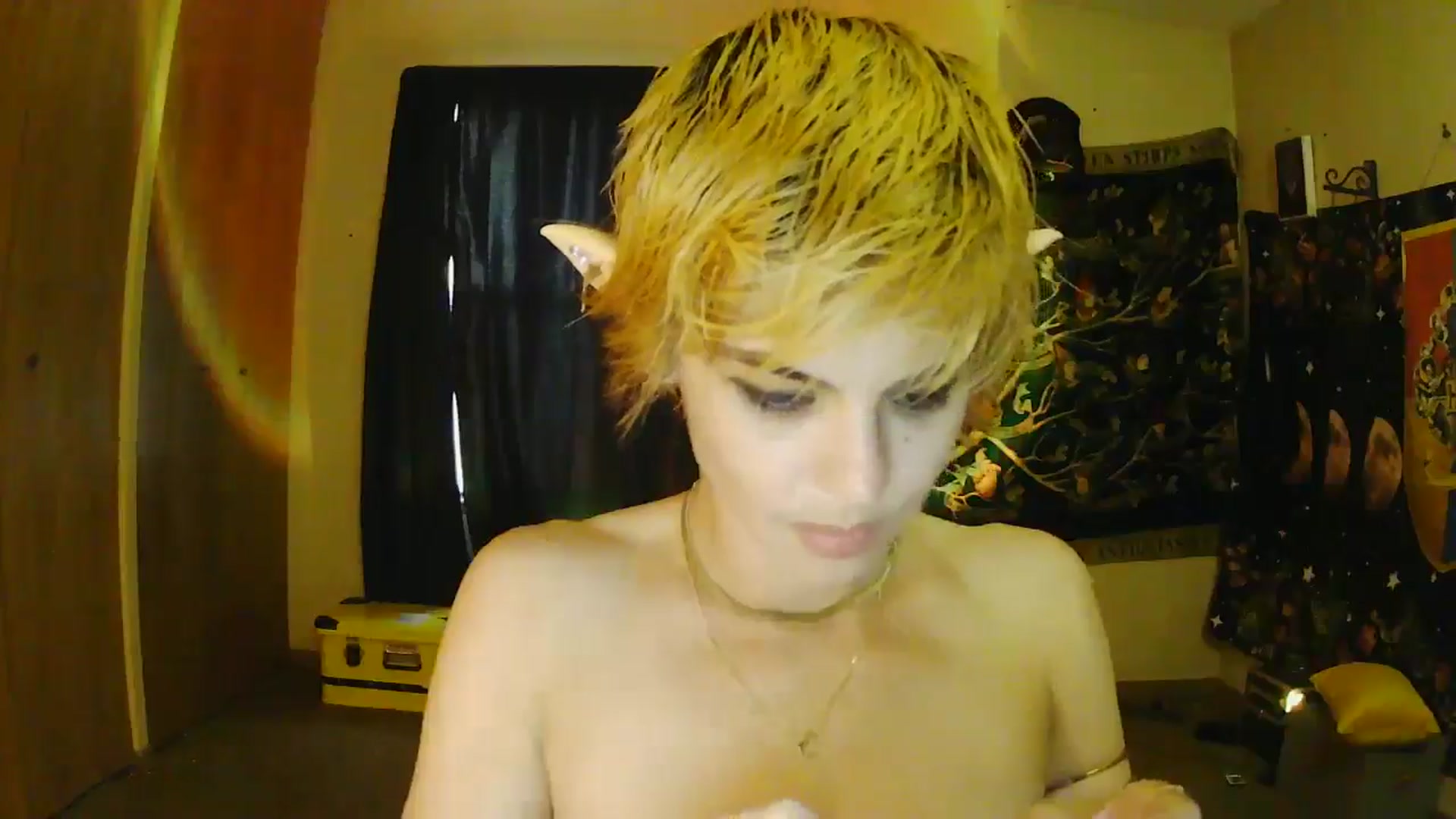 Gallery image thumbnail from Ancored's myfreecams stream on, 06/09/2025, 02:24 image 6 of 20