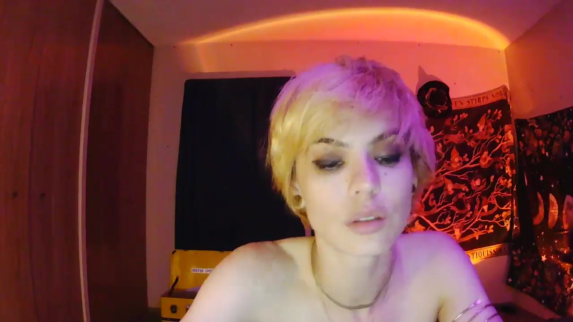 Gallery image thumbnail from Ancored's myfreecams stream on, 06/12/2025, 05:54 image 7 of 20
