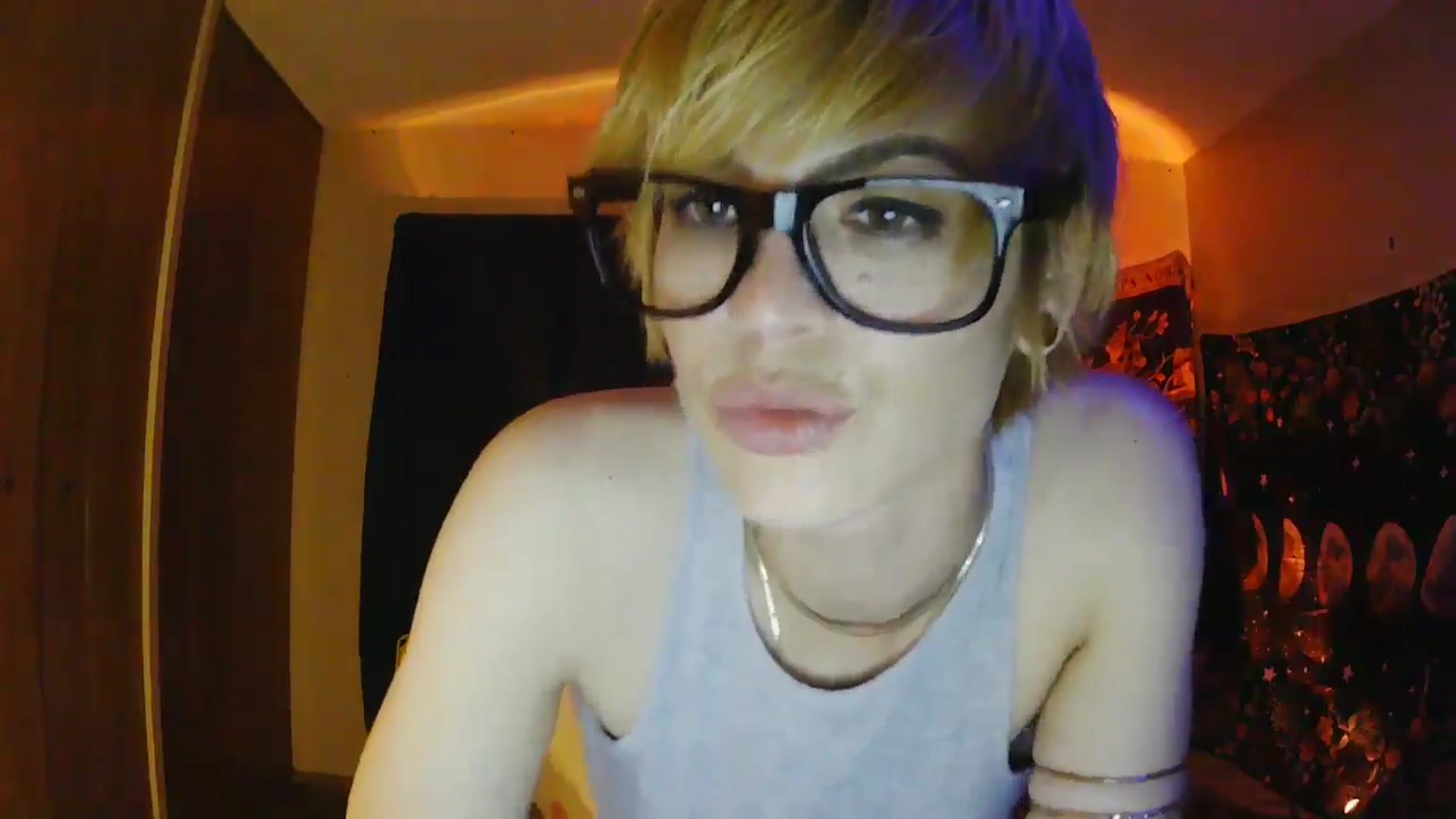 Gallery image thumbnail from Ancored's myfreecams stream on, 06/13/2025, 05:50 image 6 of 20