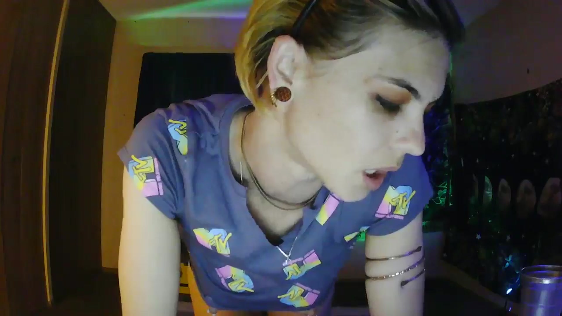Gallery image thumbnail from Ancored's myfreecams stream on, 06/15/2025, 02:38 image 3 of 20