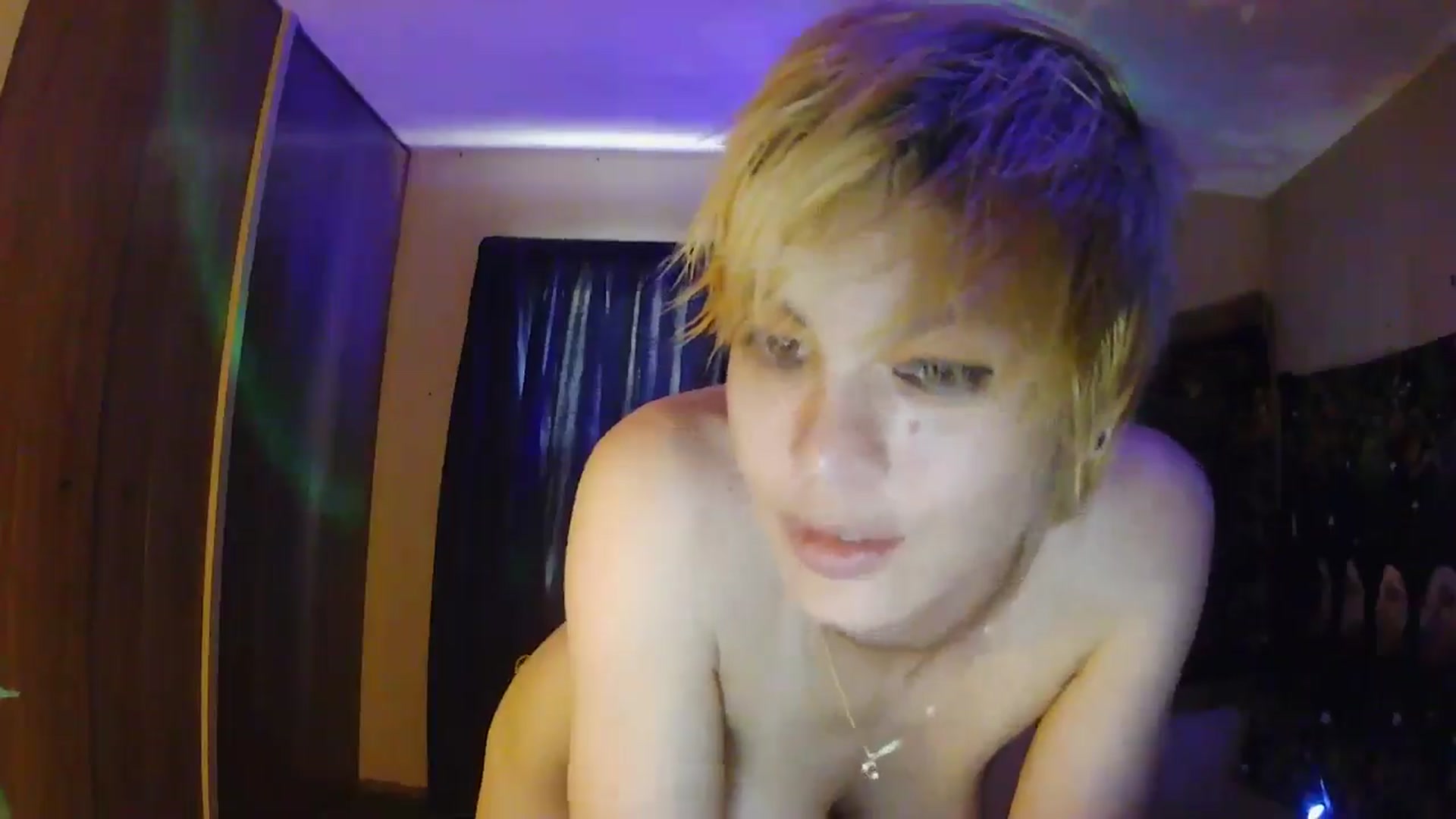 Gallery image thumbnail from Ancored's myfreecams stream on, 06/22/2025, 24:58 image 13 of 20