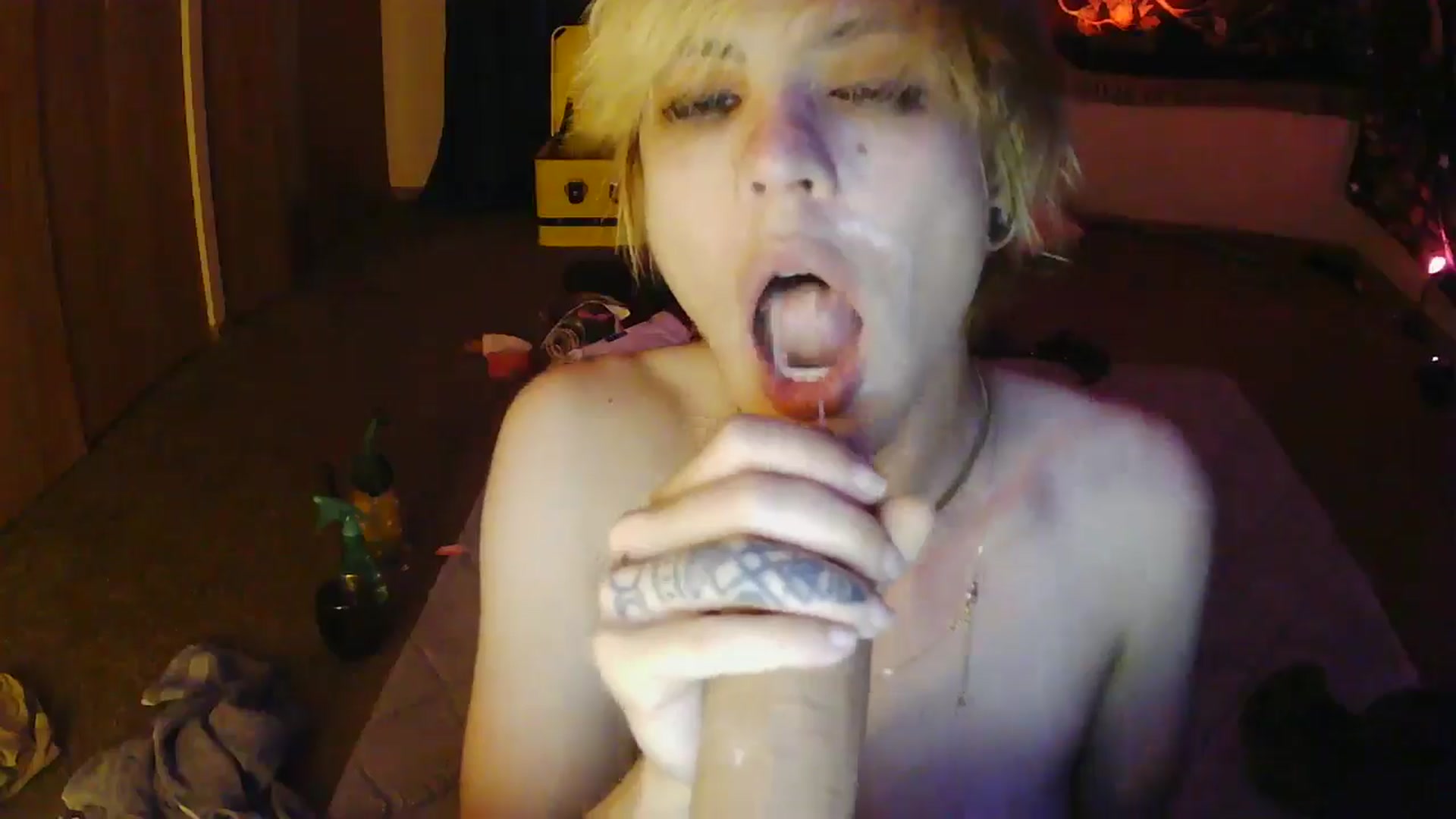 Gallery image thumbnail from Ancored's myfreecams stream on, 06/22/2025, 01:51 image 13 of 20