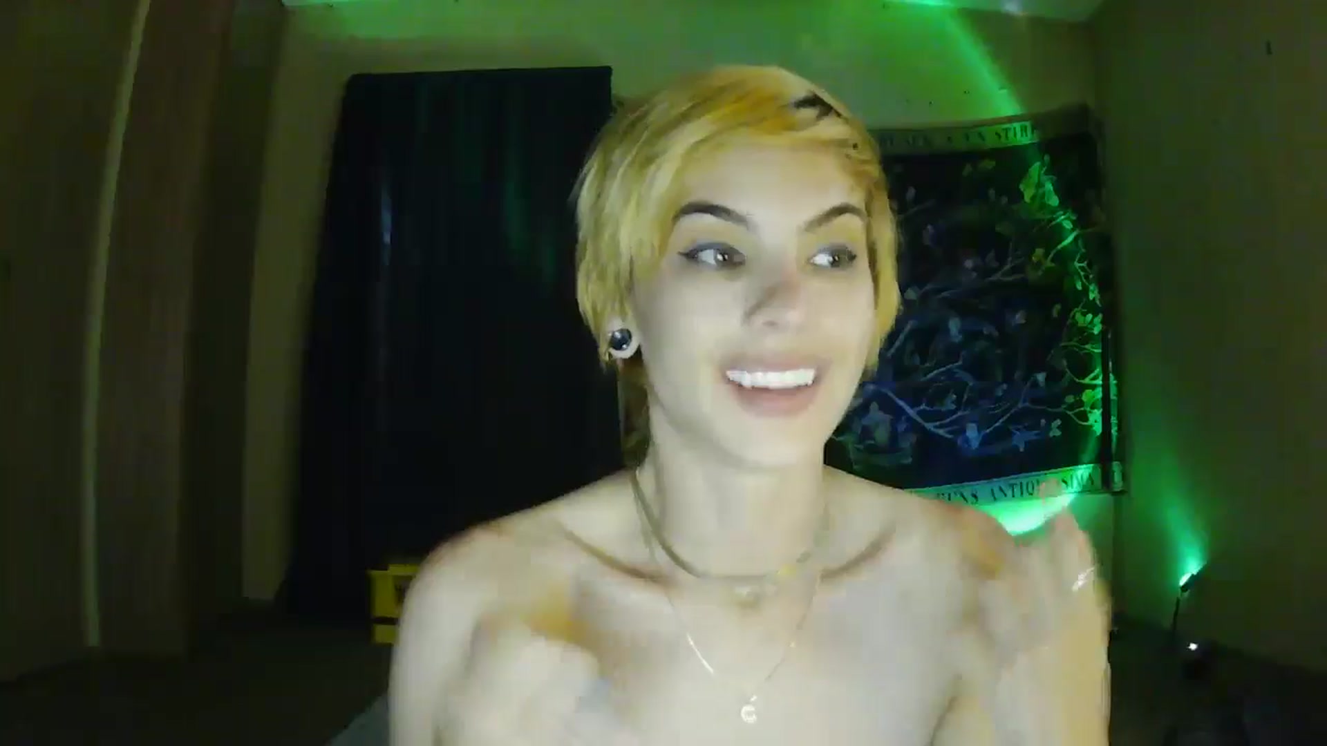 Gallery image thumbnail from Ancored's myfreecams stream on, 06/24/2025, 23:26 image 6 of 20