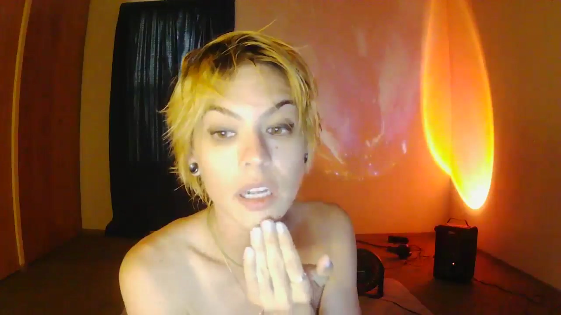 Gallery image thumbnail from Ancored's myfreecams stream on, 07/01/2025, 24:01 image 19 of 20