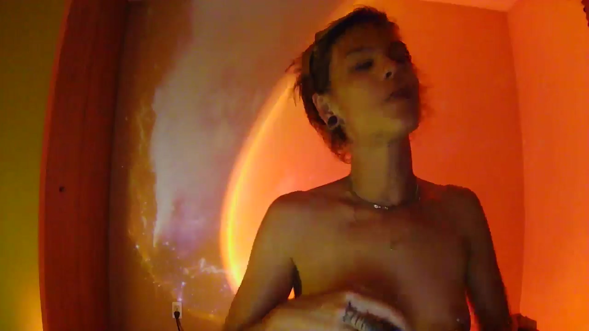 Gallery image thumbnail from Ancored's myfreecams stream on, 07/06/2025, 03:28 image 16 of 20