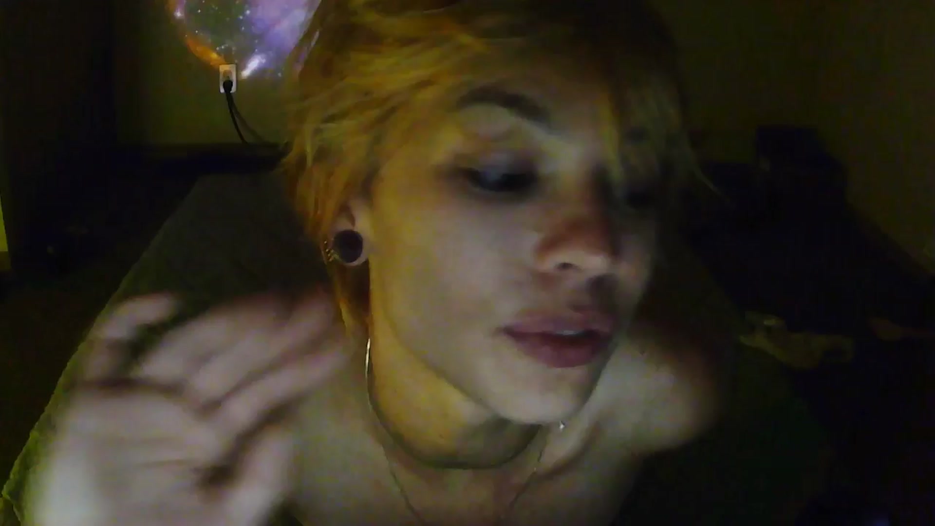 Gallery image thumbnail from Ancored's myfreecams stream on, 07/06/2025, 03:28 image 4 of 20