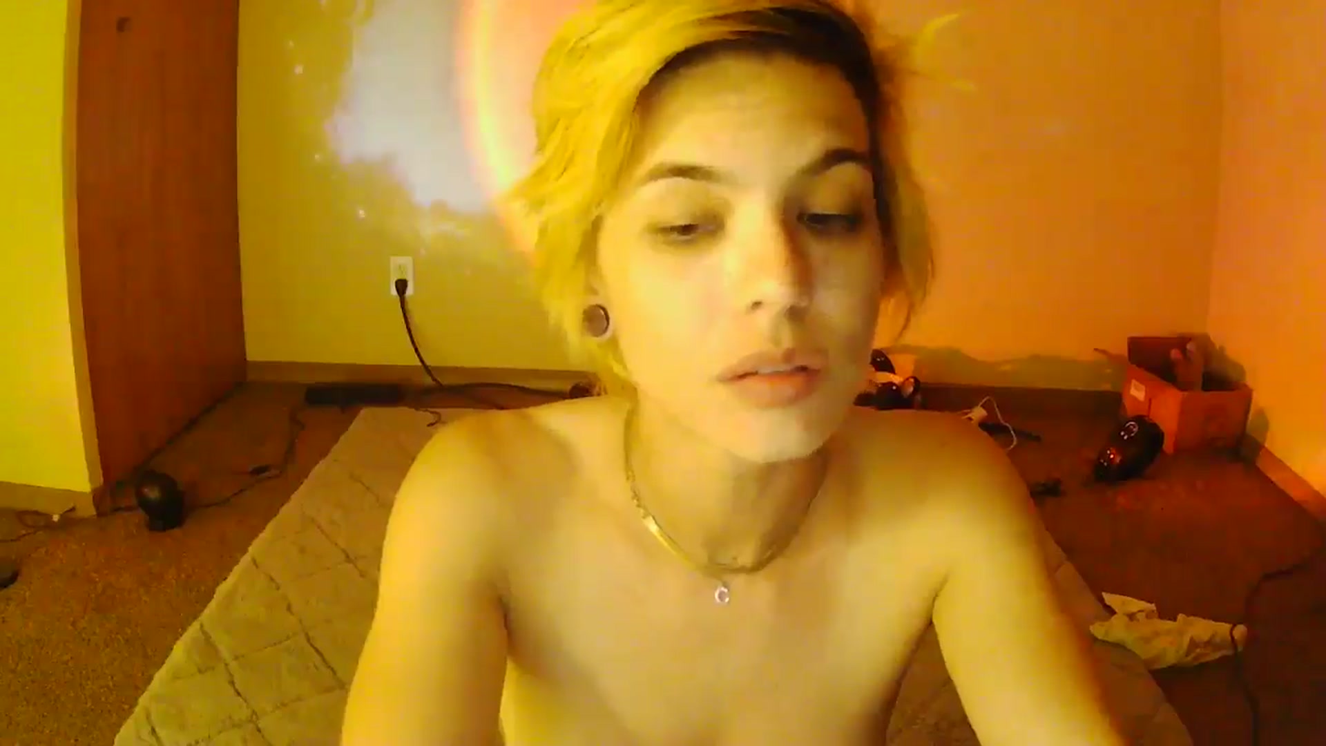 Gallery image thumbnail from Ancored's myfreecams stream on, 07/06/2025, 05:00 image 18 of 20
