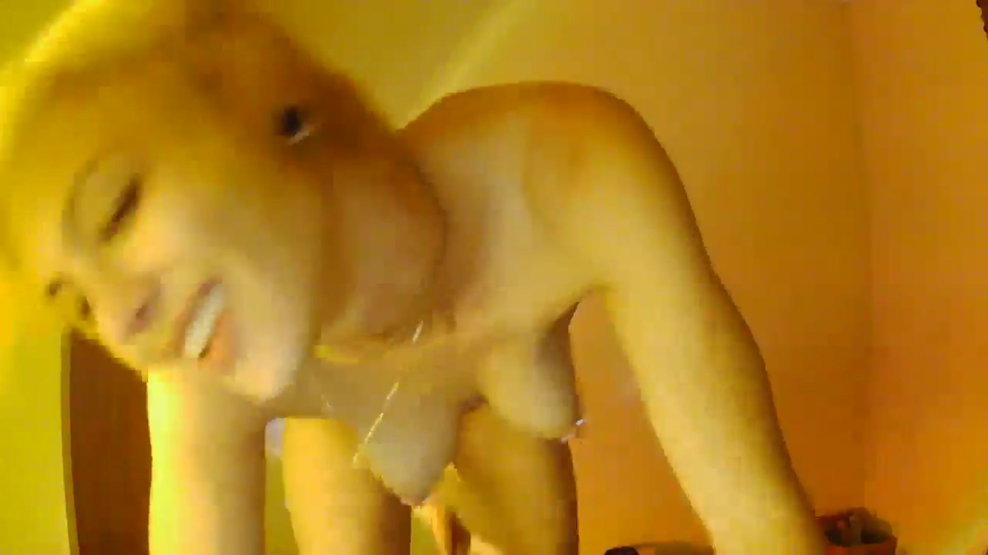 Gallery image thumbnail from Ancored's myfreecams stream on, 07/06/2025, 05:00 image 16 of 20
