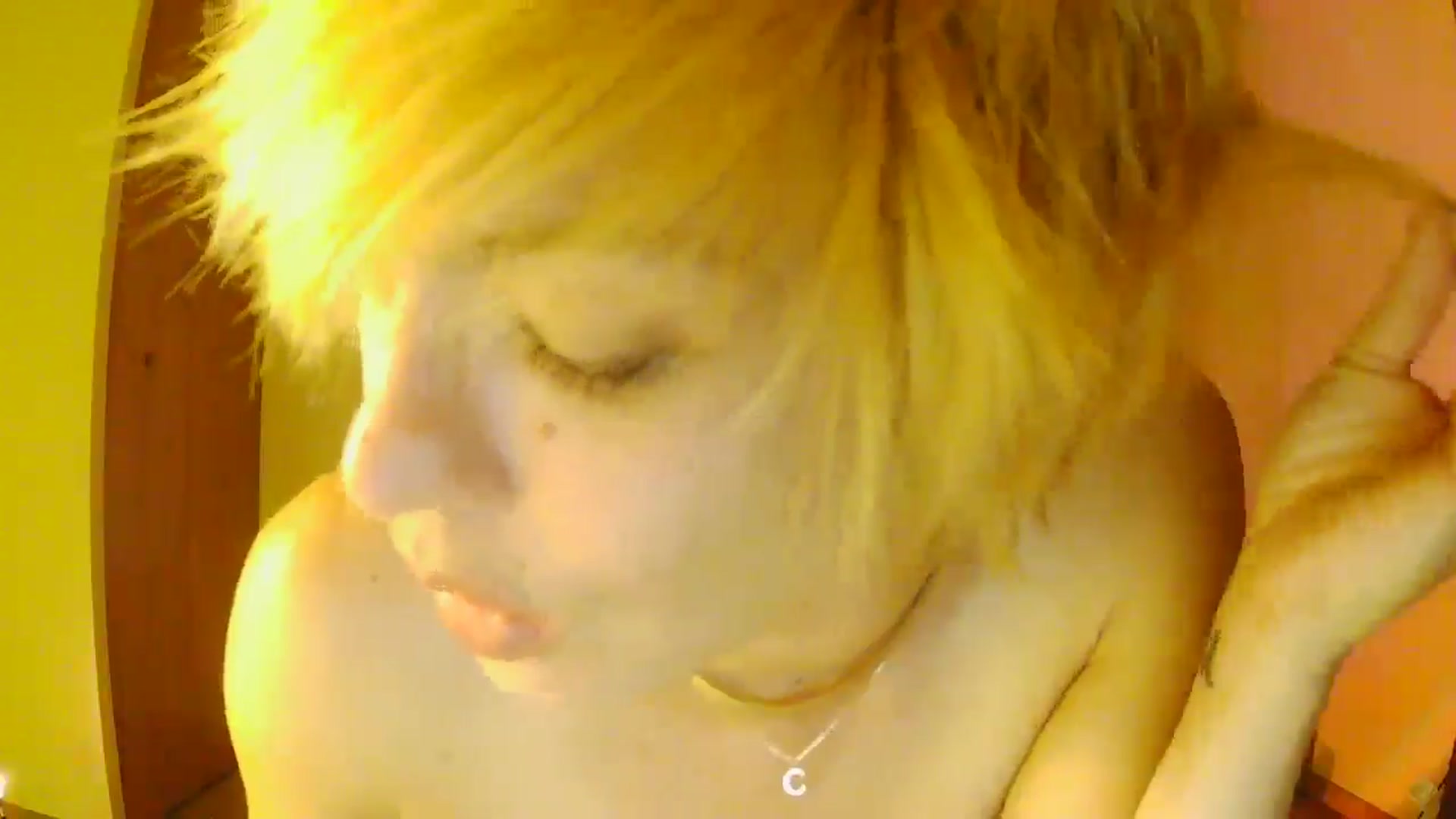 Gallery image thumbnail from Ancored's myfreecams stream on, 07/06/2025, 05:00 image 14 of 20