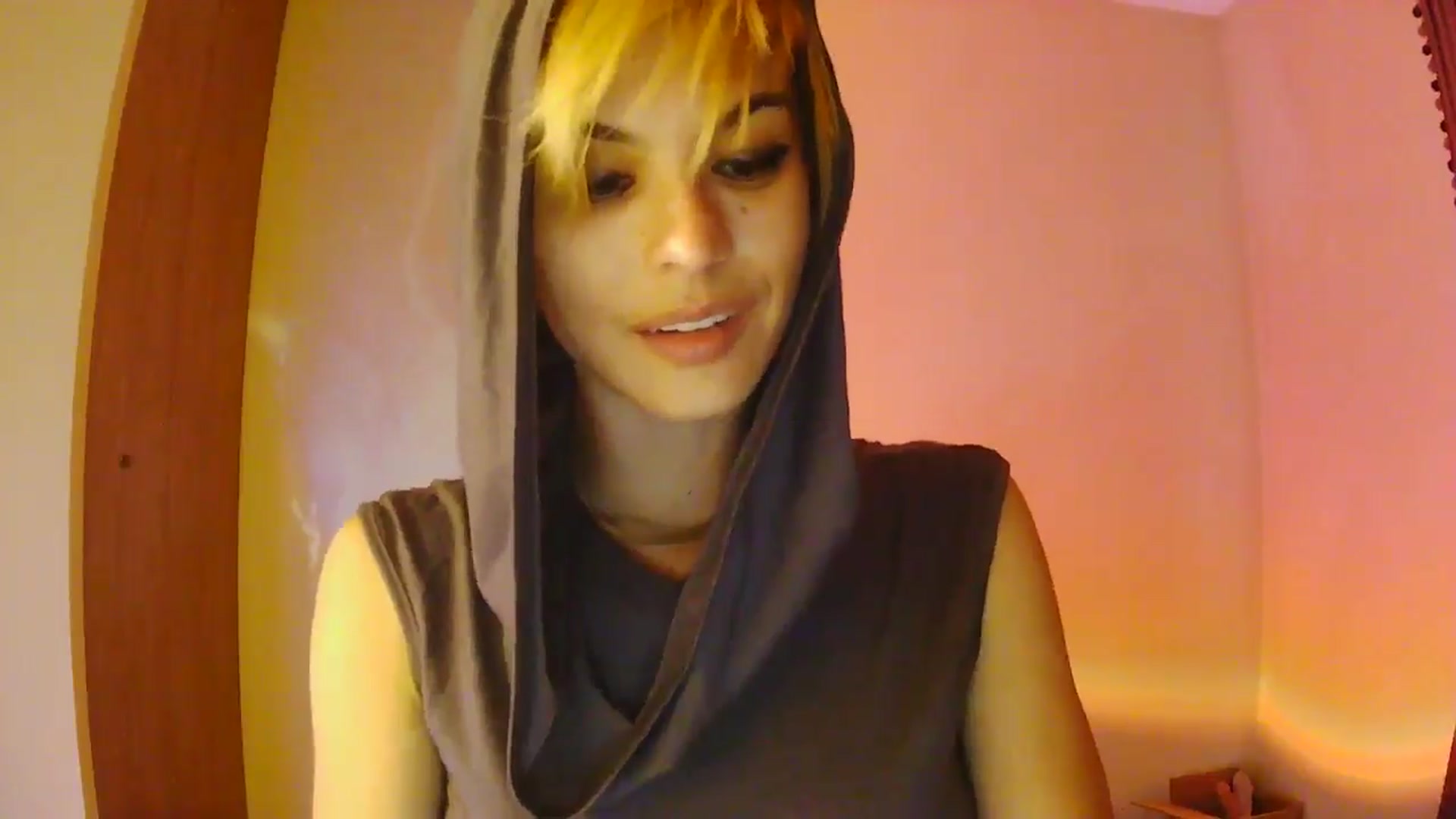 Gallery image thumbnail from Ancored's myfreecams stream on, 07/07/2025, 01:41 image 10 of 20