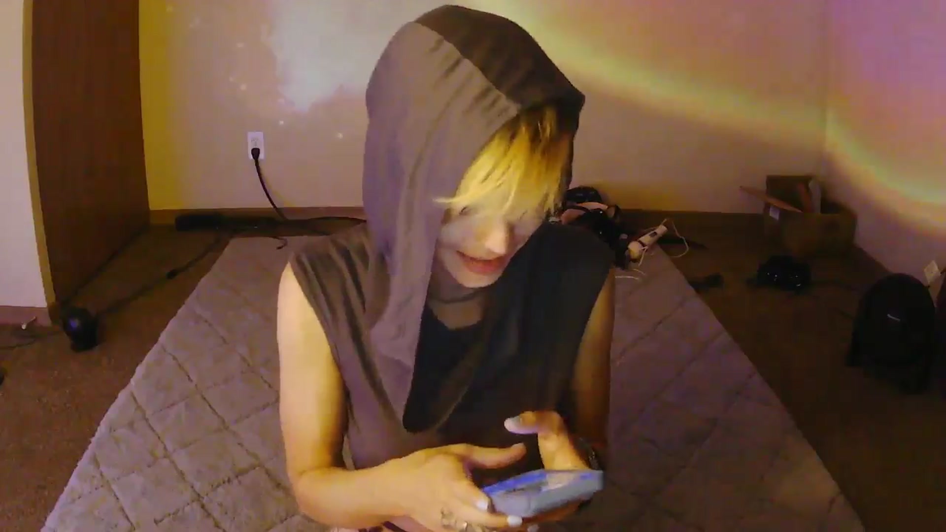 Gallery image thumbnail from Ancored's myfreecams stream on, 07/07/2025, 01:41 image 14 of 20