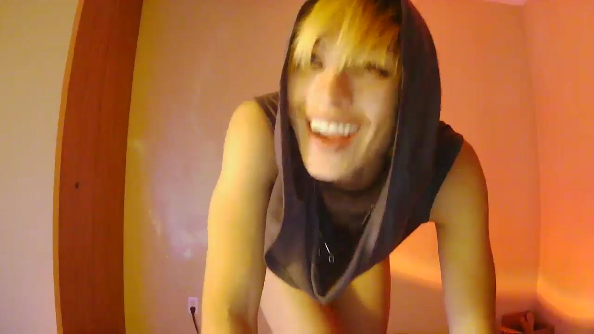 Gallery image thumbnail from Ancored's myfreecams stream on, 07/07/2025, 01:41 image 19 of 20