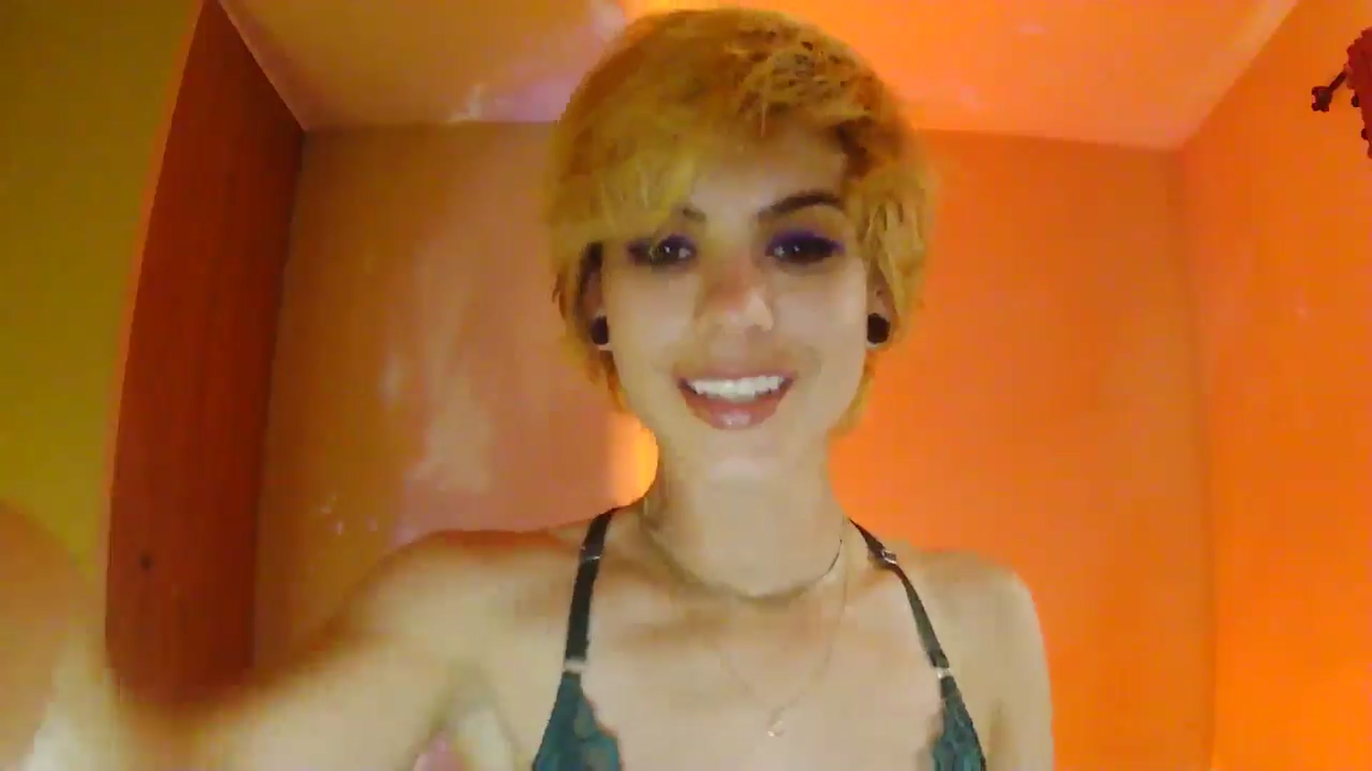 Gallery image thumbnail from Ancored's myfreecams stream on, 07/08/2025, 02:25 image 11 of 20