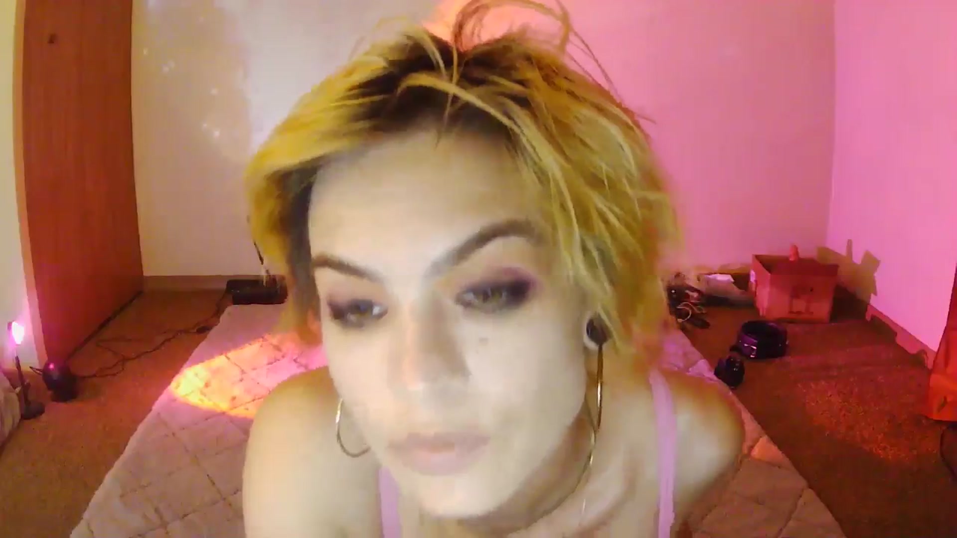 Gallery image thumbnail from Ancored's myfreecams stream on, 07/12/2025, 01:48 image 6 of 20