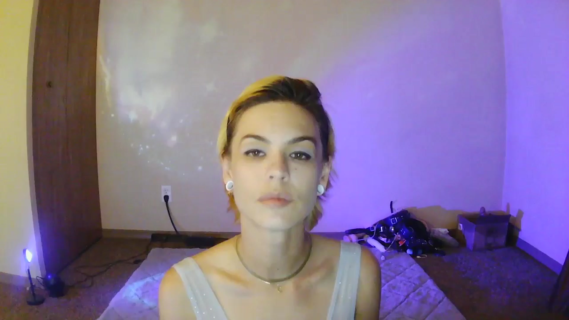 Gallery image thumbnail from Ancored's myfreecams stream on, 07/15/2025, 24:44 image 3 of 20