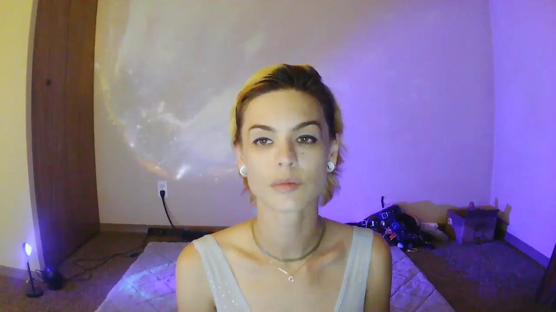 Gallery image thumbnail from Ancored's myfreecams stream on, 07/15/2025, 24:44 image 2 of 20