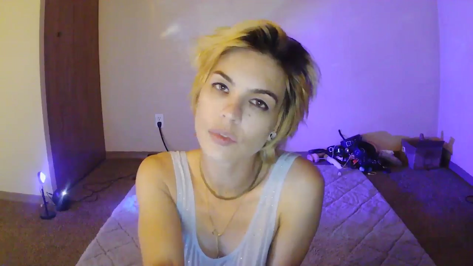 Gallery image thumbnail from Ancored's myfreecams stream on, 07/15/2025, 04:05 image 7 of 20