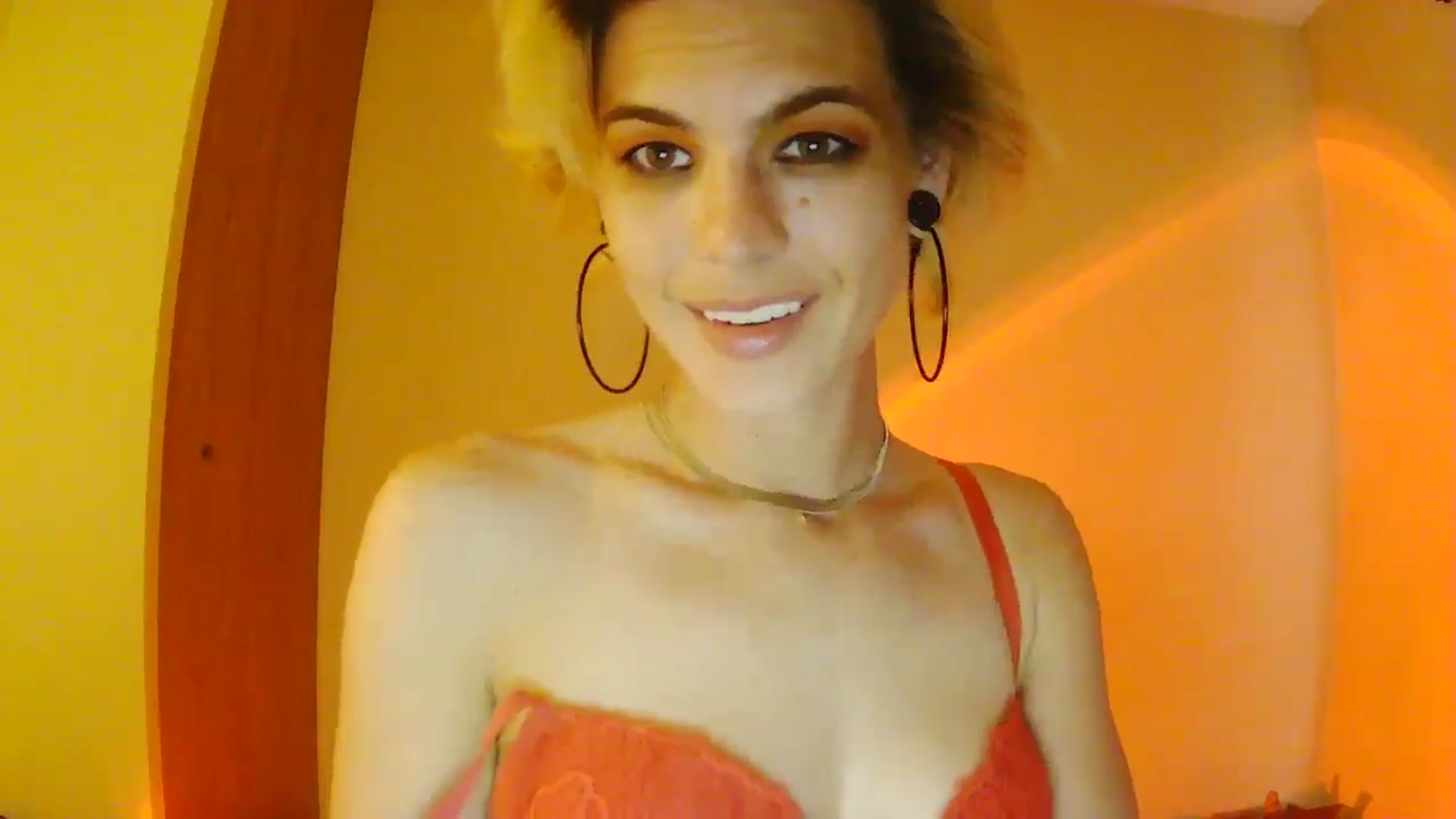 Gallery image thumbnail from Ancored's myfreecams stream on, 07/16/2025, 24:45 image 11 of 20