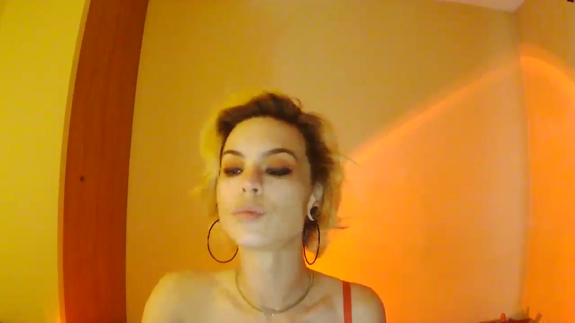 Gallery image thumbnail from Ancored's myfreecams stream on, 07/16/2025, 24:45 image 6 of 20