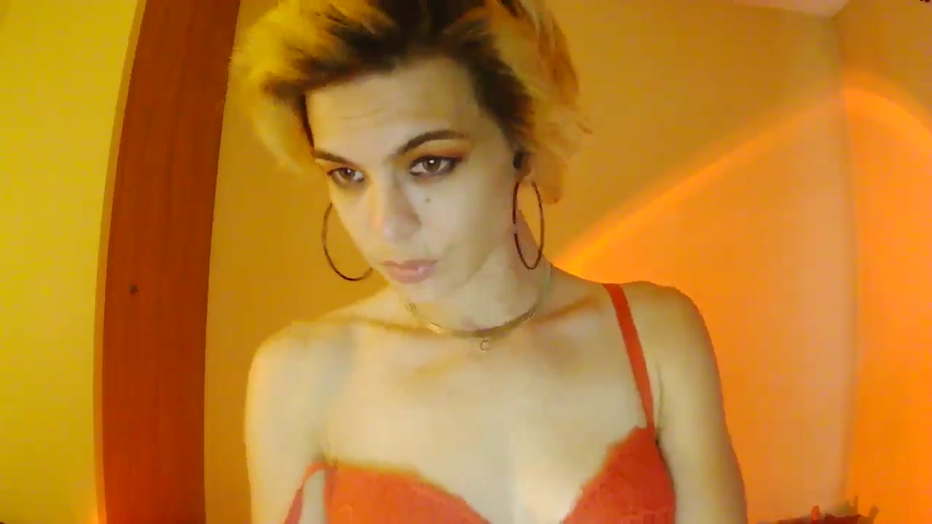 Gallery image thumbnail from Ancored's myfreecams stream on, 07/16/2025, 24:45 image 8 of 20