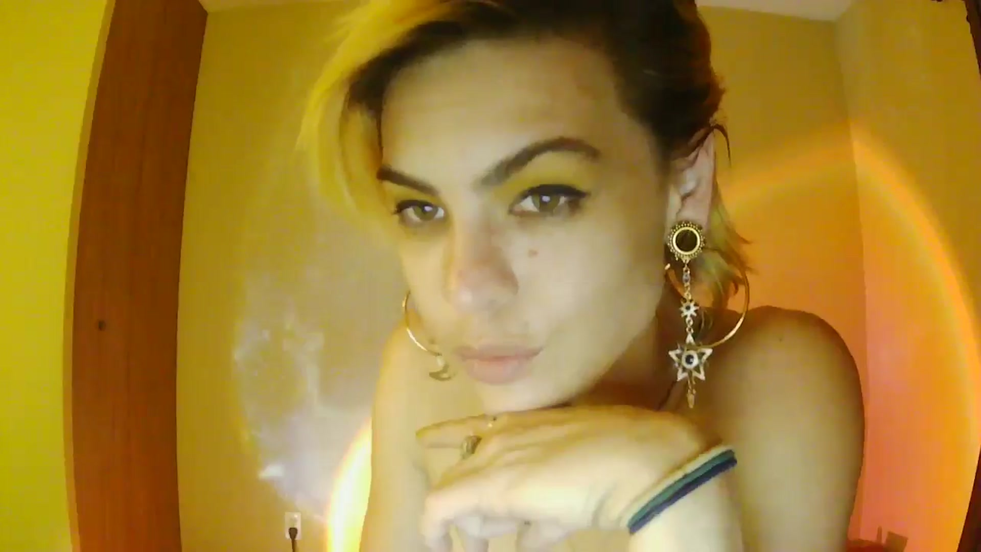 Gallery image thumbnail from Ancored's myfreecams stream on, 07/21/2025, 04:04 image 9 of 20