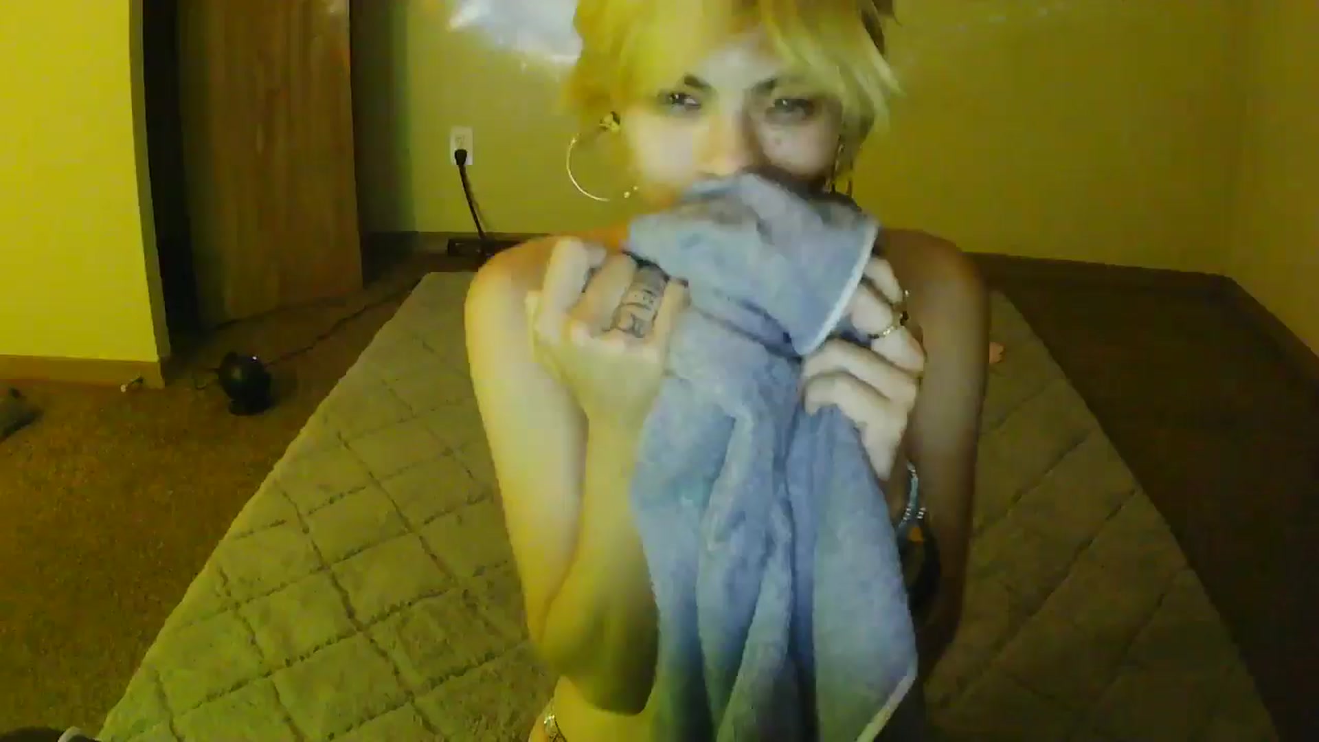 Gallery image thumbnail from Ancored's myfreecams stream on, 07/23/2025, 04:19 image 15 of 20
