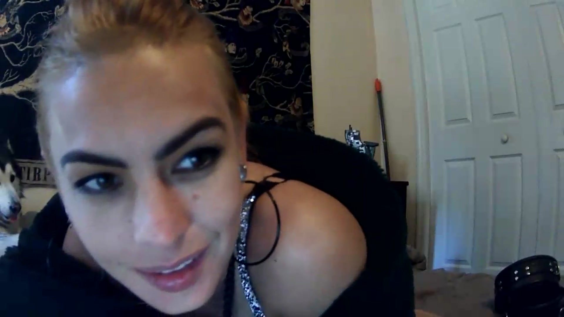 Gallery image thumbnail from Ancored's myfreecams stream on, 05/20/2026, 19:35 image 20 of 20