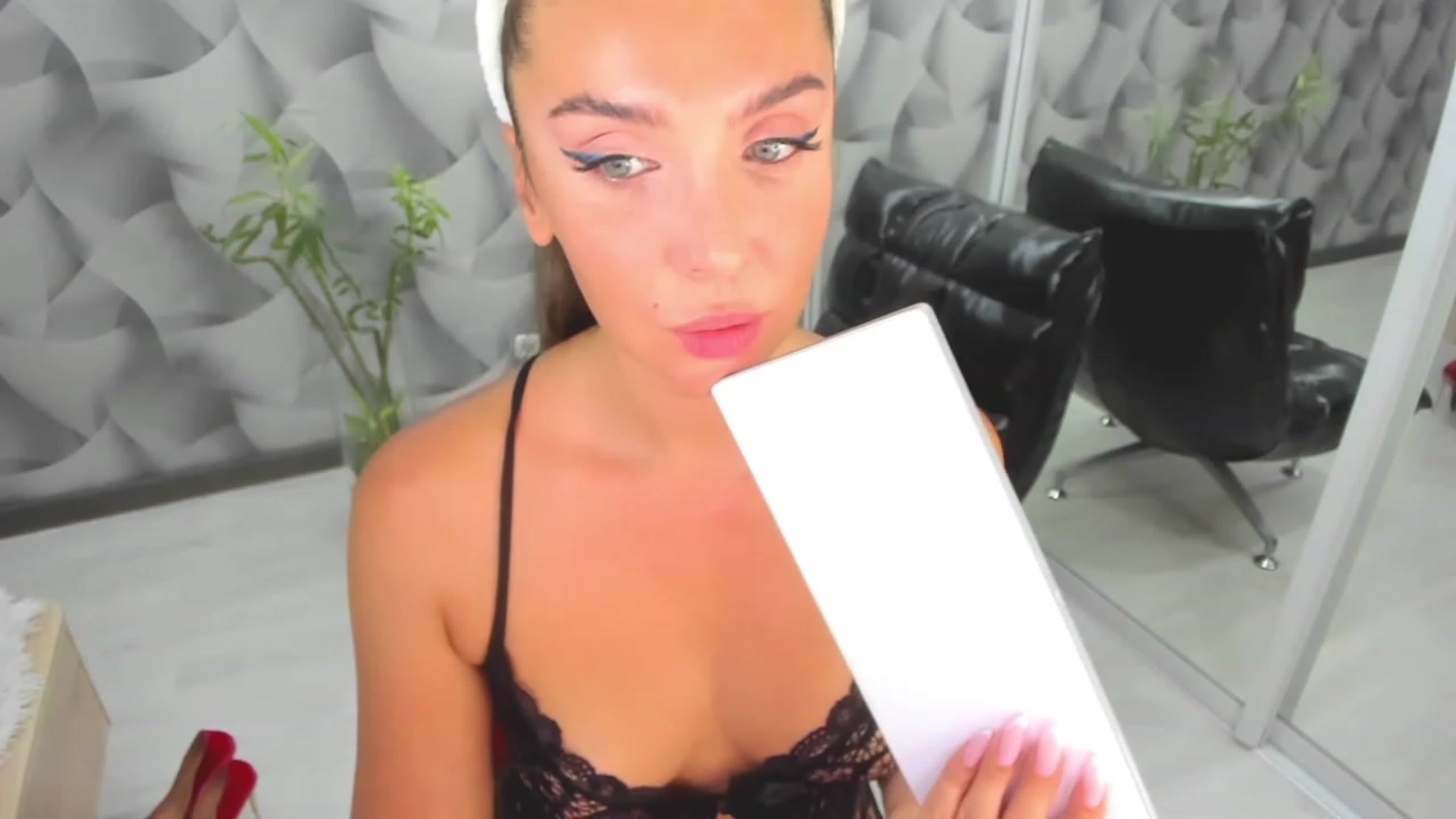 Gallery image thumbnail from Anders0n's myfreecams stream on, 09/06/2023, 18:07 image 15 of 20