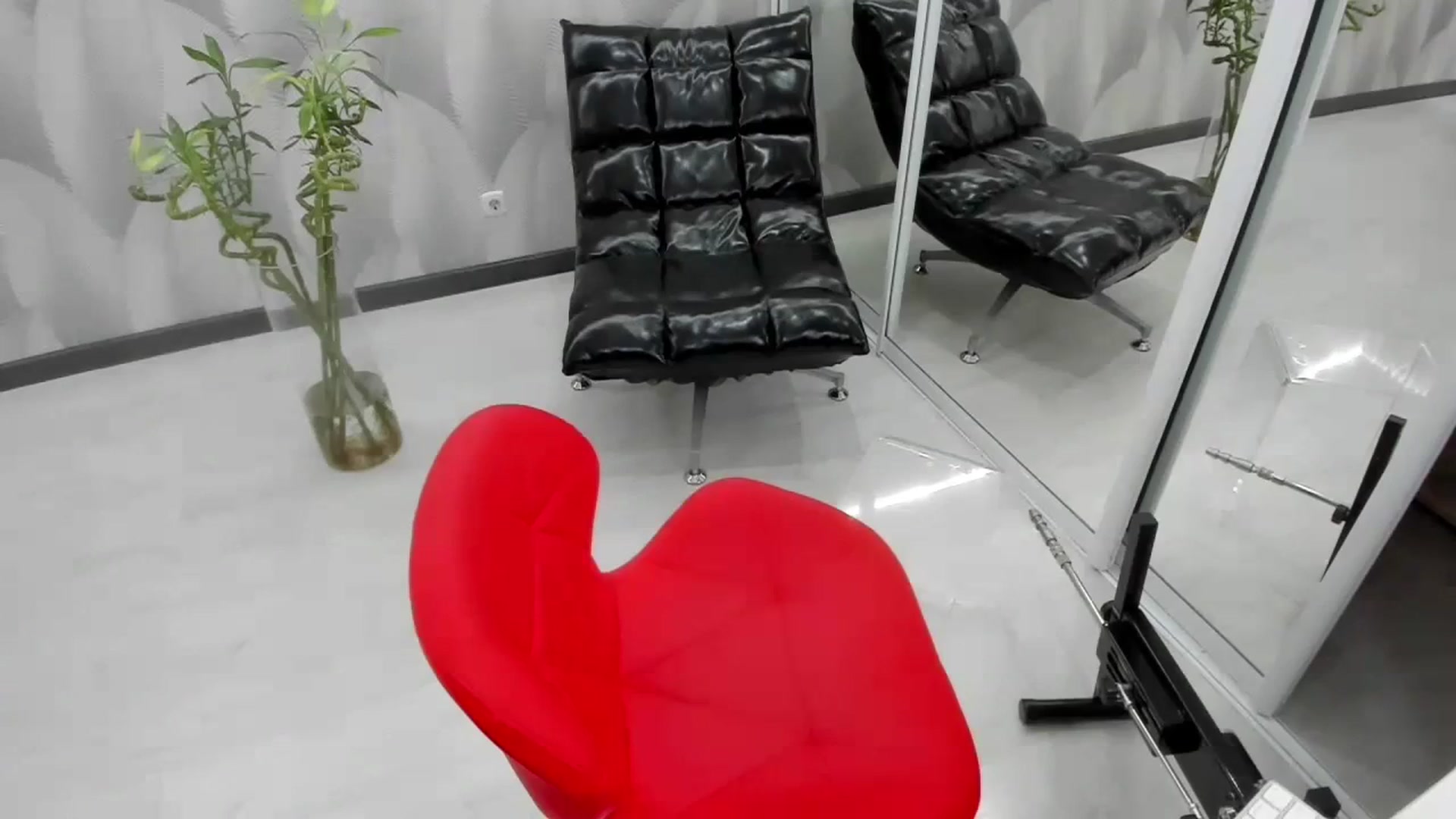 Gallery image thumbnail from Anders0n's myfreecams stream on, 12/19/2023, 03:38 image 17 of 20