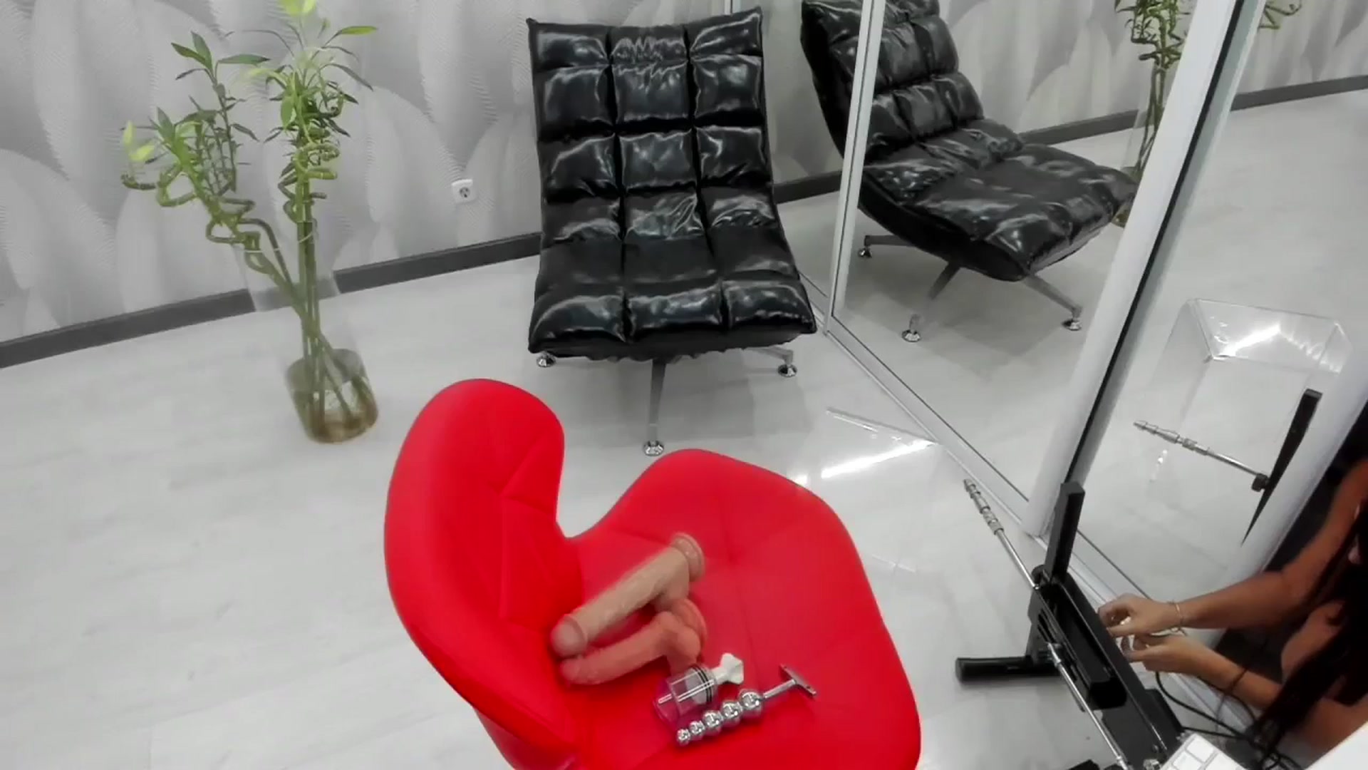 Gallery image thumbnail from Anders0n's myfreecams stream on, 12/19/2023, 03:38 image 19 of 20