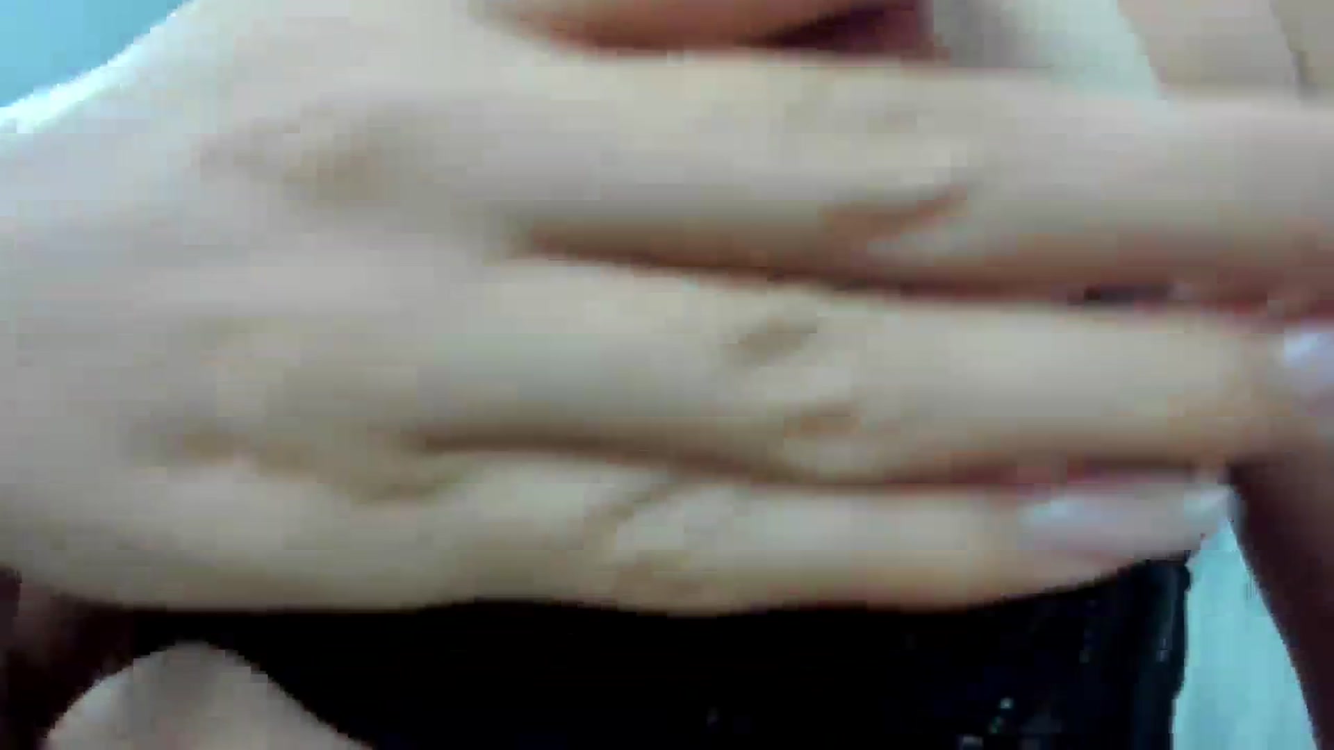 Gallery image thumbnail from Anders0n's myfreecams stream on, 12/23/2023, 18:06 image 10 of 20