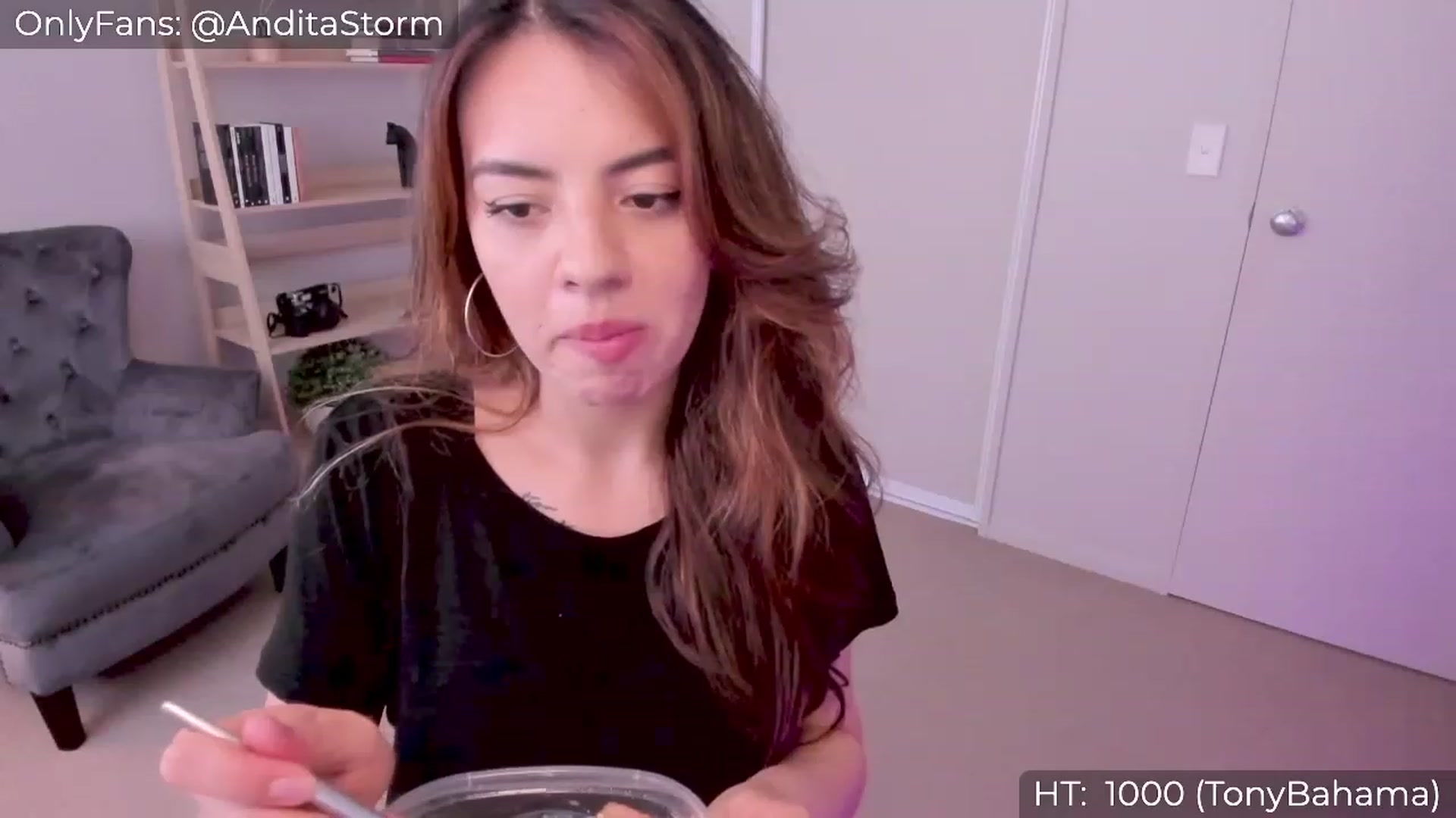Gallery image thumbnail from AnditaStorm's myfreecams stream on, 01/07/2023, 04:22 image 17 of 20