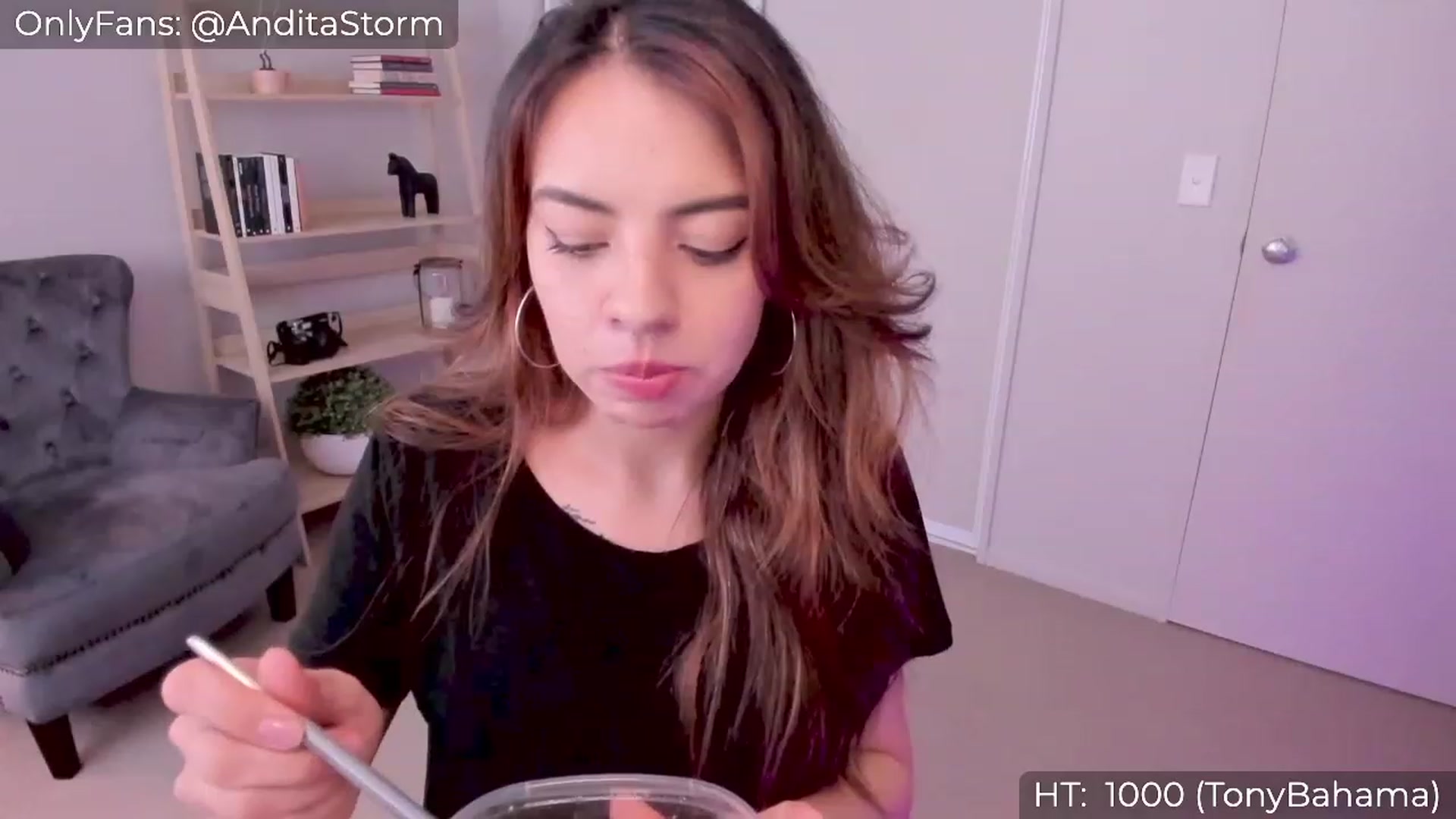 Gallery image thumbnail from AnditaStorm's myfreecams stream on, 01/07/2023, 04:22 image 15 of 20
