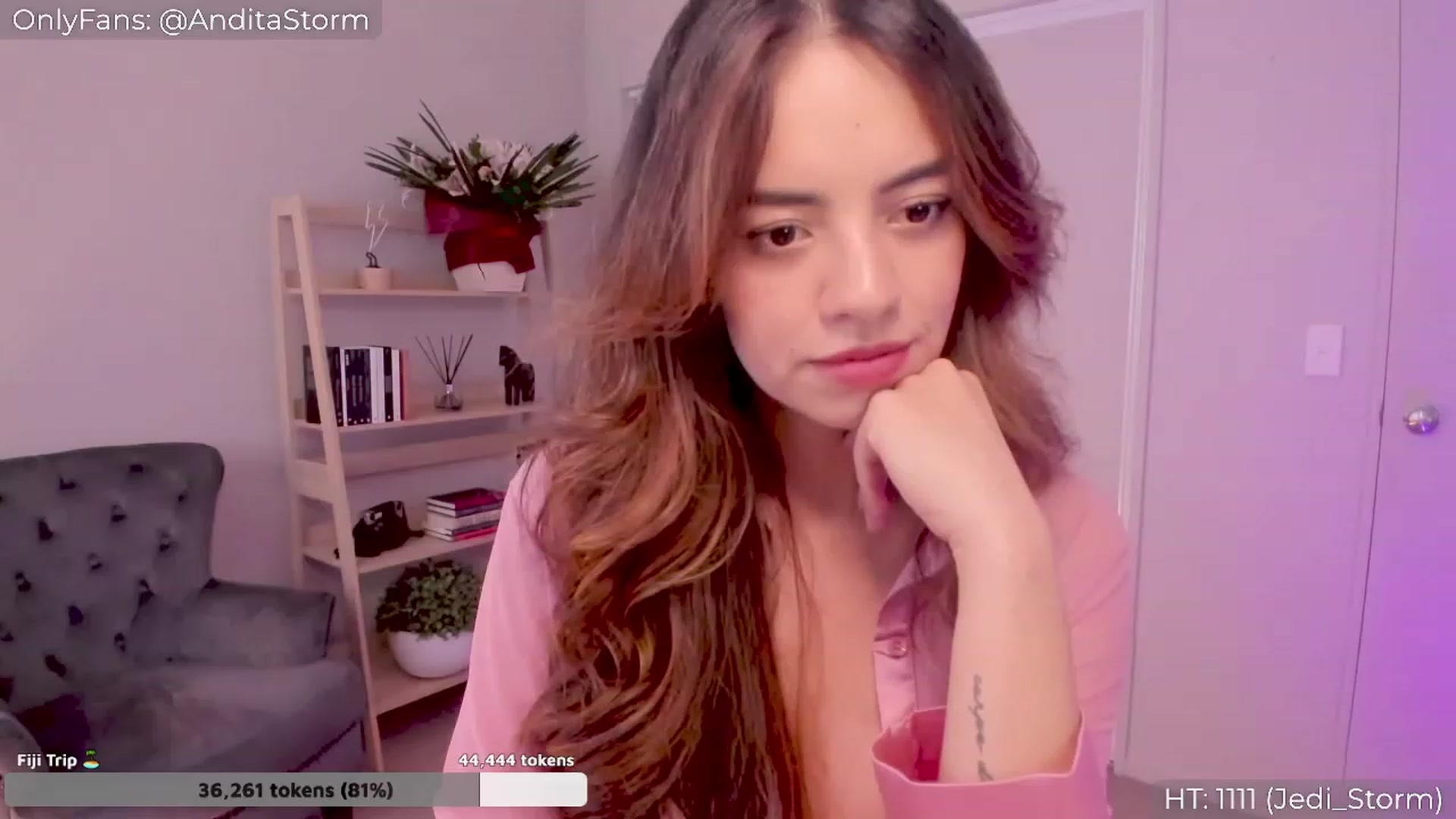 Gallery image thumbnail from AnditaStorm's myfreecams stream on, 02/19/2023, 05:38 image 5 of 20