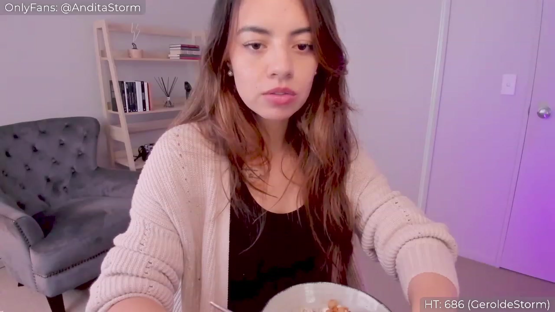 Gallery image thumbnail from AnditaStorm's myfreecams stream on, 03/09/2023, 02:45 image 9 of 20