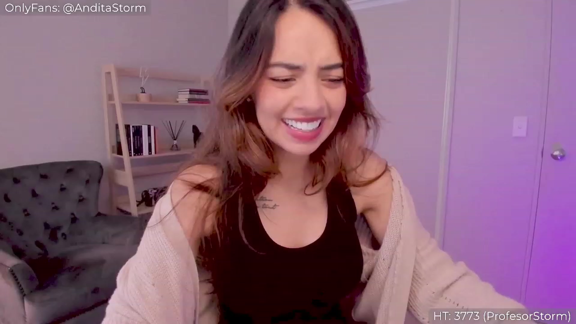 Gallery image thumbnail from AnditaStorm's myfreecams stream on, 03/09/2023, 03:00 image 14 of 20
