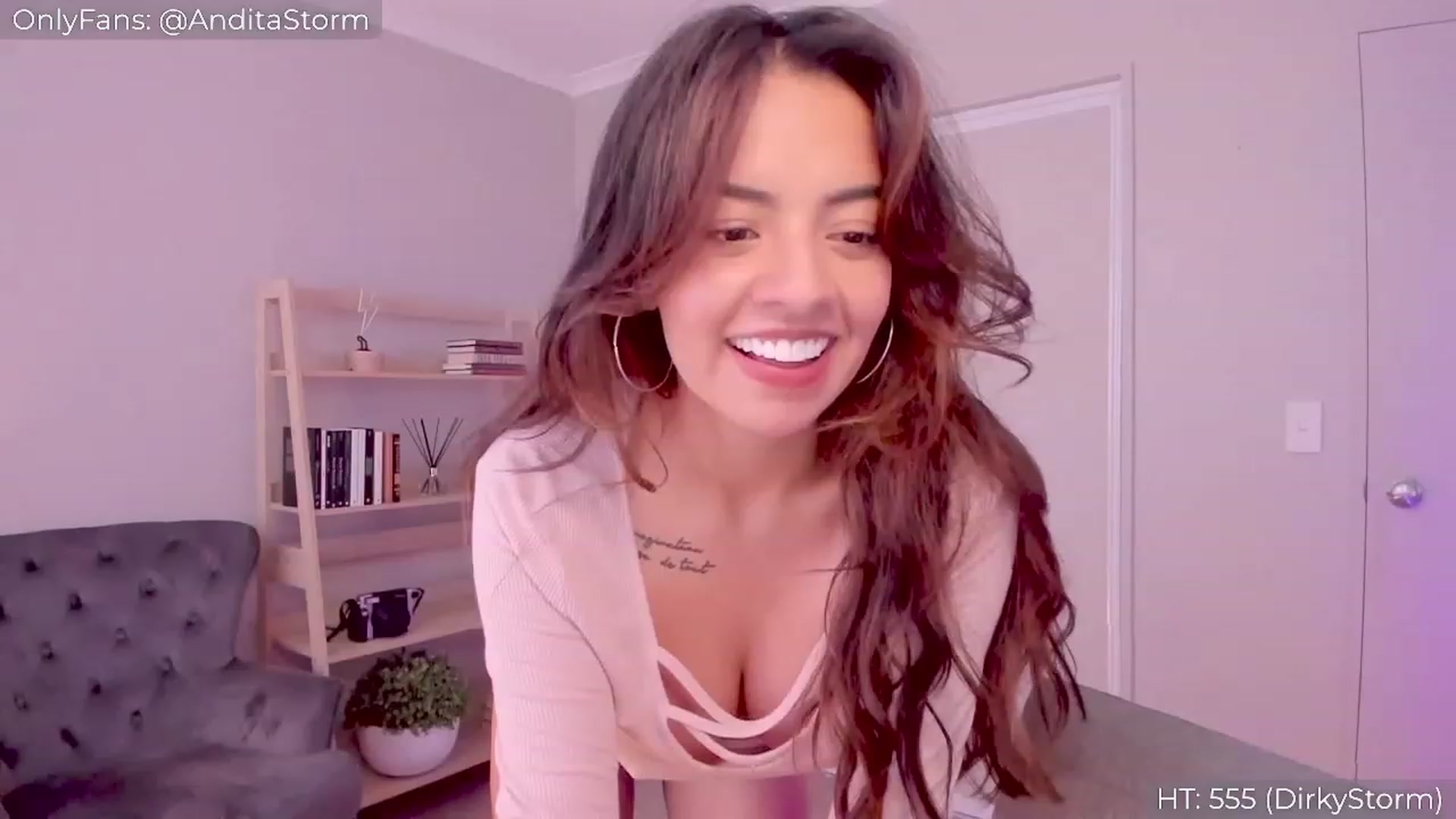 Gallery image thumbnail from AnditaStorm's myfreecams stream on, 03/31/2023, 01:16 image 2 of 20