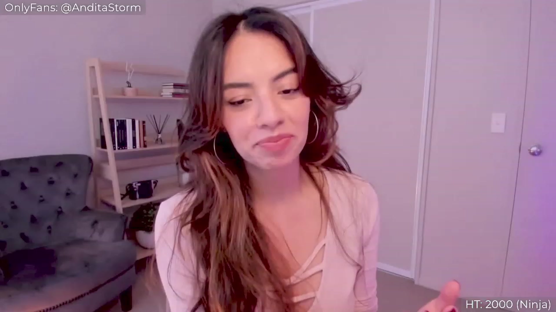 Gallery image thumbnail from AnditaStorm's myfreecams stream on, 03/31/2023, 02:49 image 2 of 20