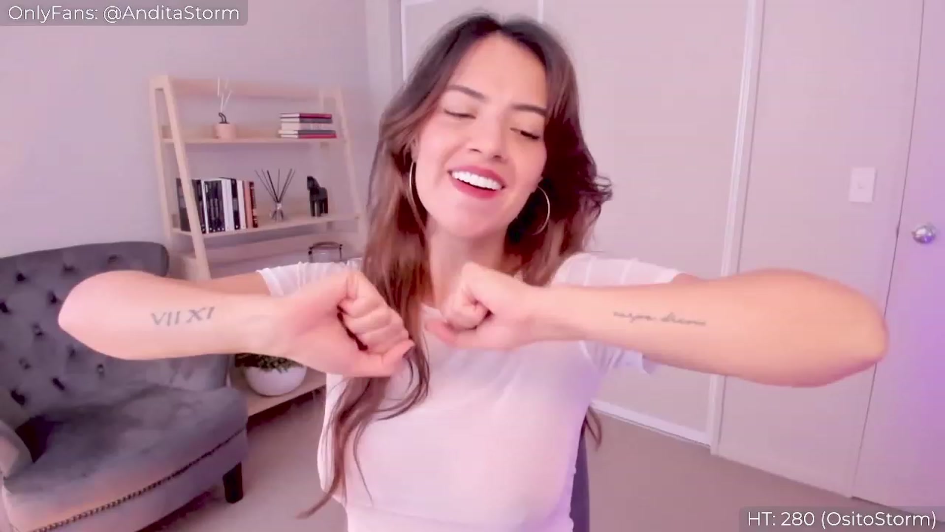 Gallery image thumbnail from AnditaStorm's myfreecams stream on, 04/01/2023, 01:59 image 11 of 20