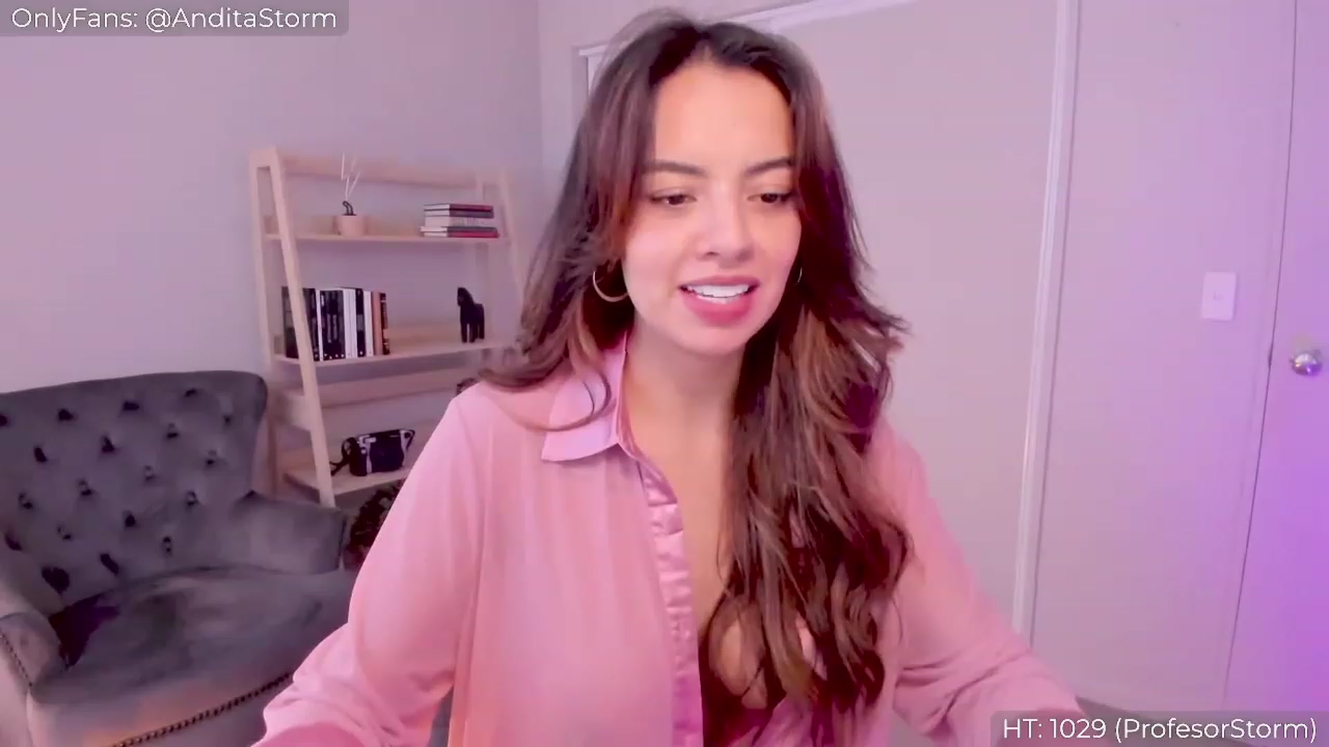 Gallery image thumbnail from AnditaStorm's myfreecams stream on, 04/13/2023, 03:15 image 19 of 20
