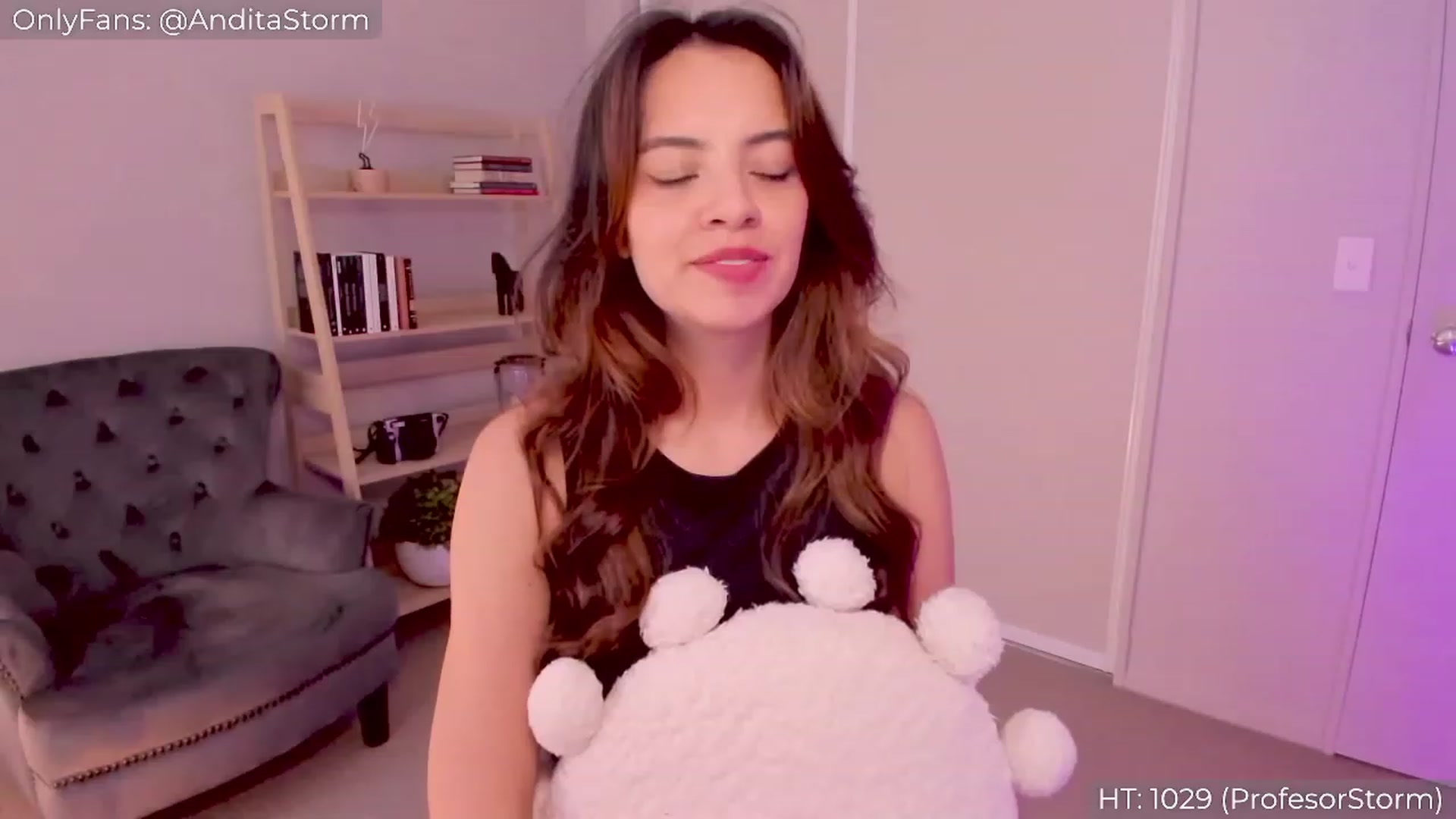 Gallery image thumbnail from AnditaStorm's myfreecams stream on, 04/13/2023, 04:43 image 7 of 20